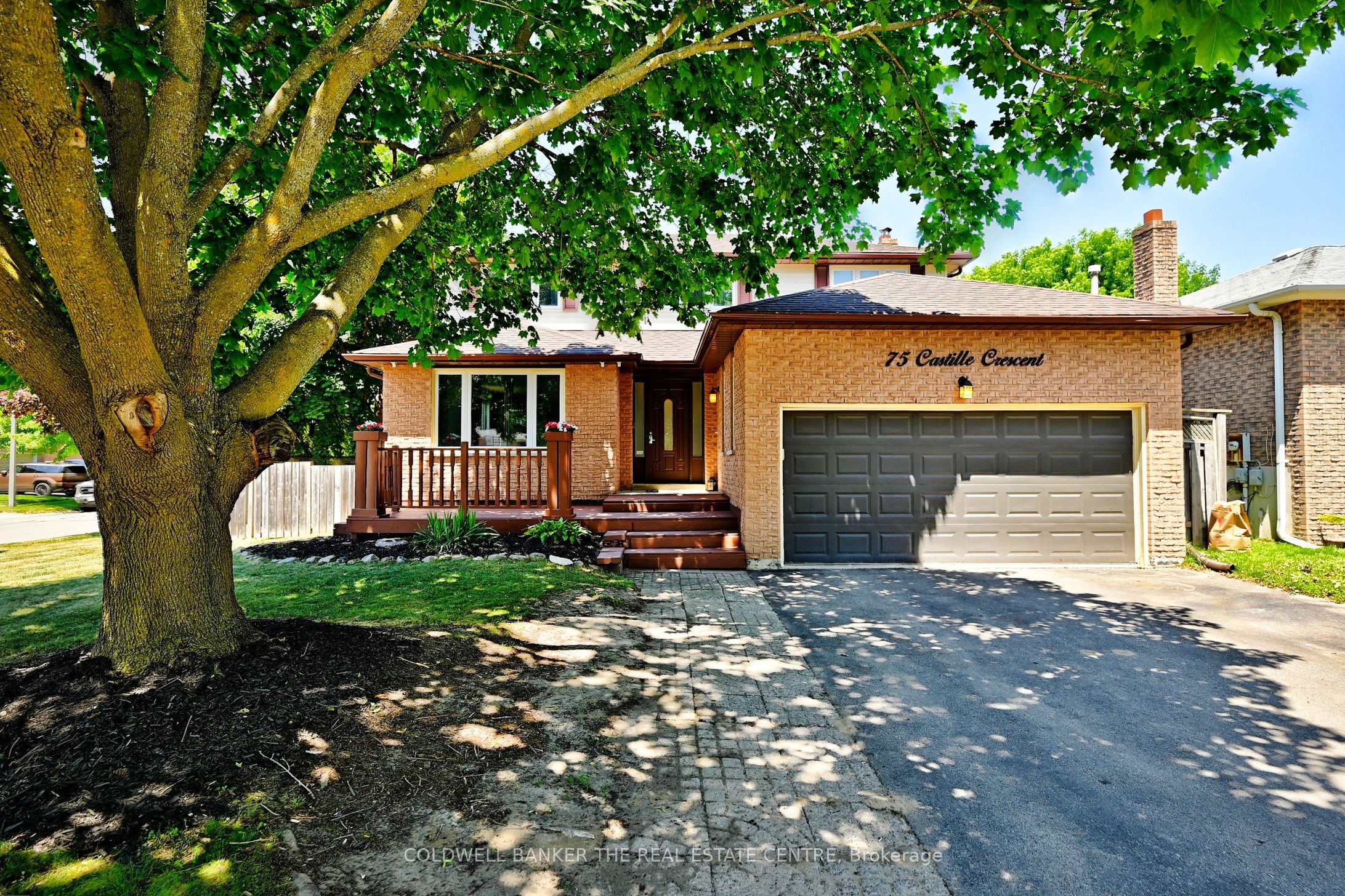 75 Castille Crescent Property Photo 1
