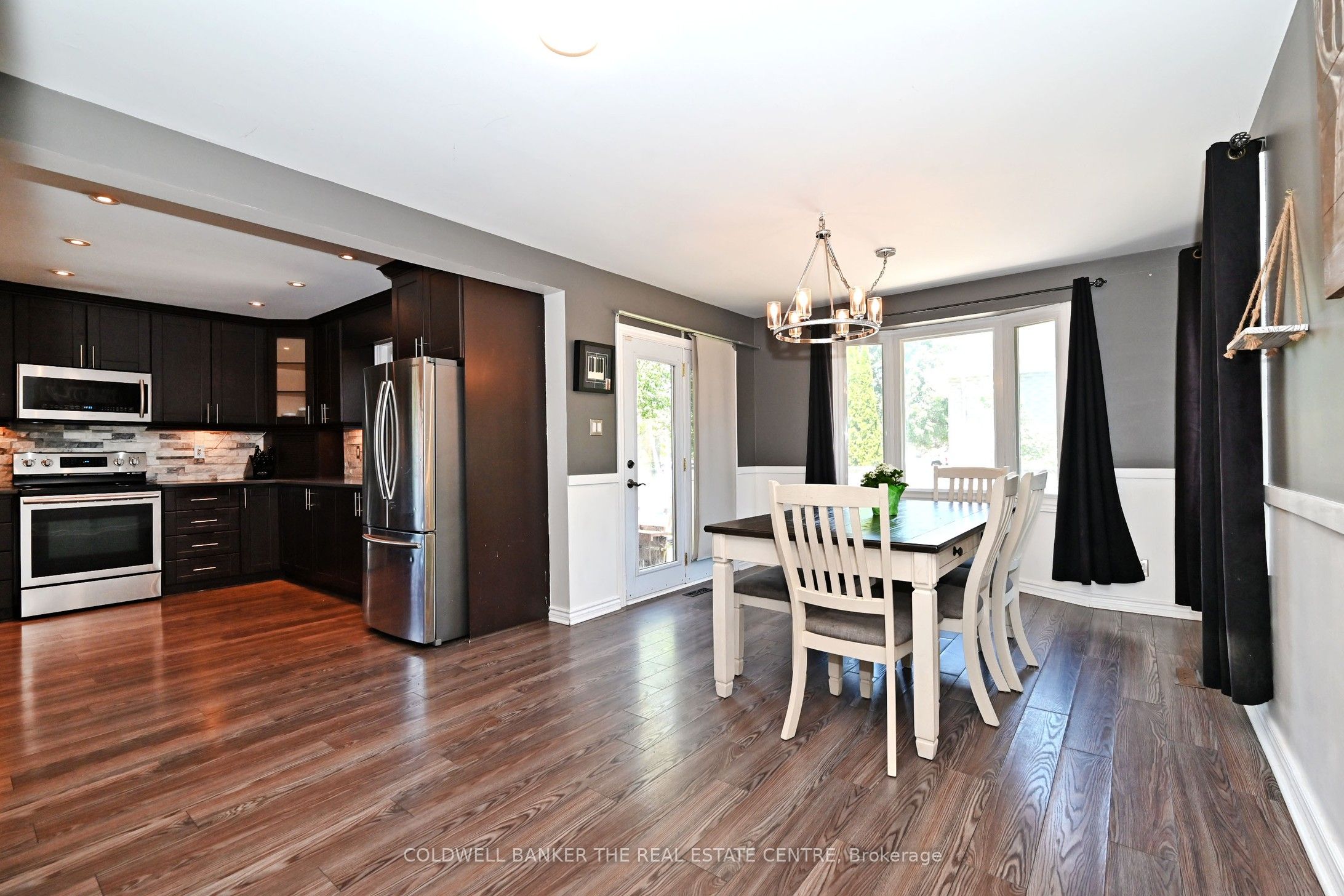 75 Castille Crescent Property Photo 16