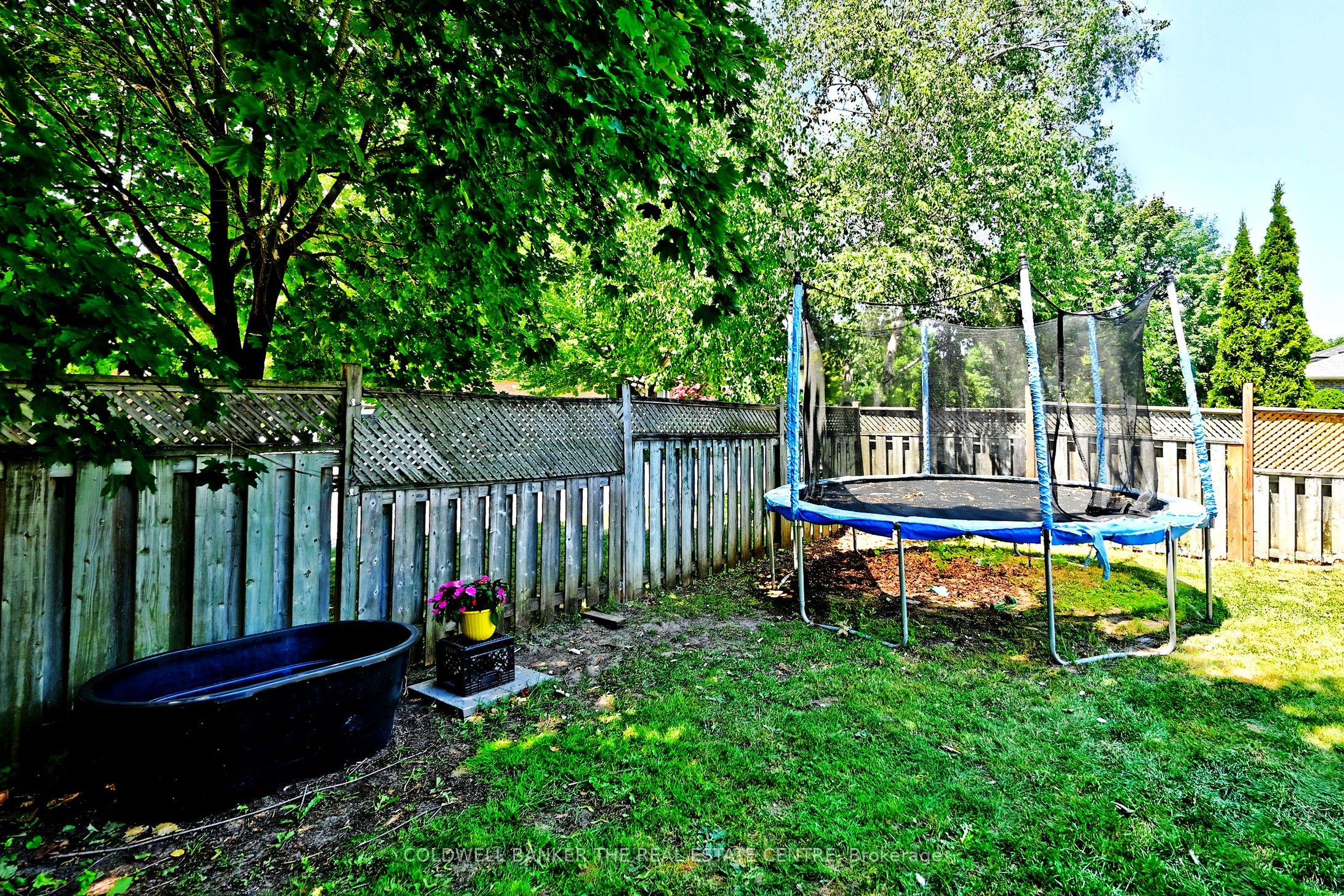 75 Castille Crescent Property Photo 47