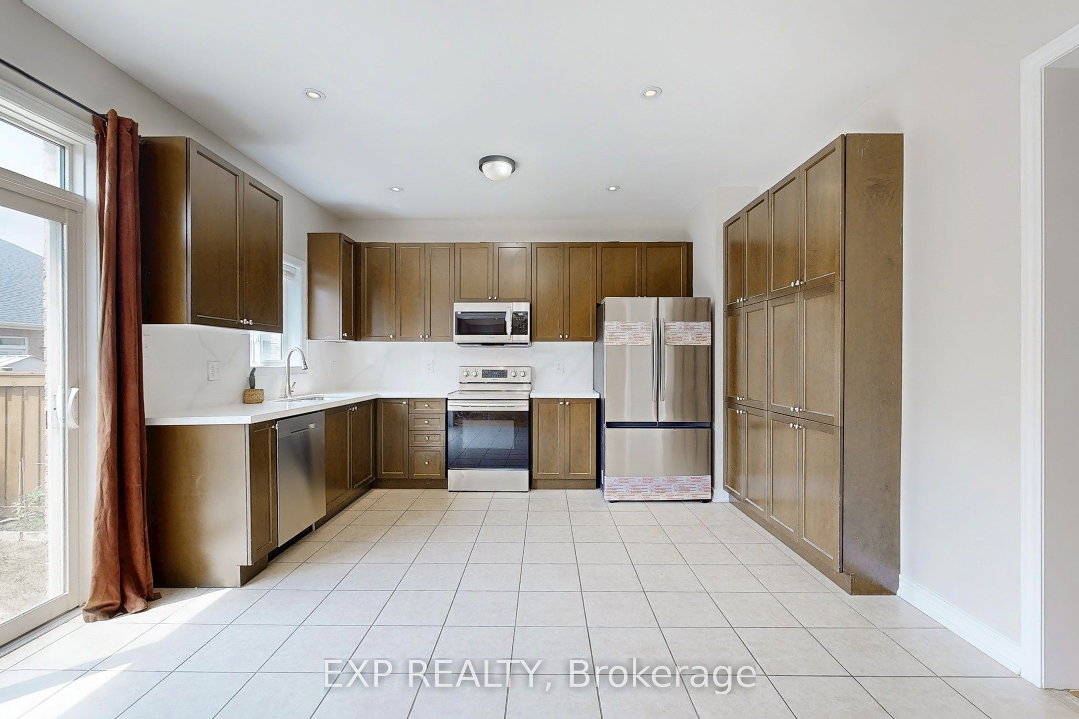 11 Bud Leggett Crescent Property Photo 15