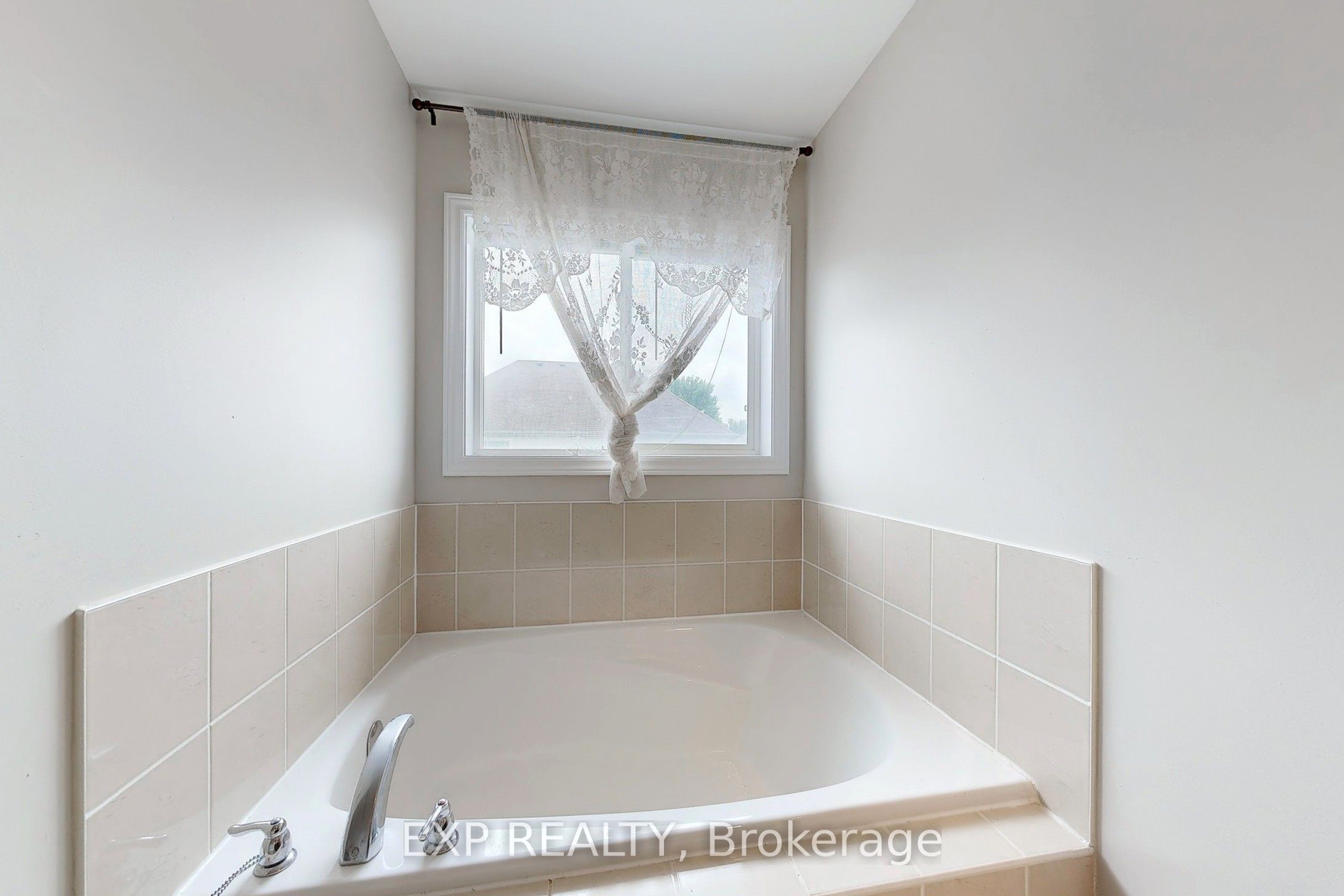11 Bud Leggett Crescent Property Photo 37