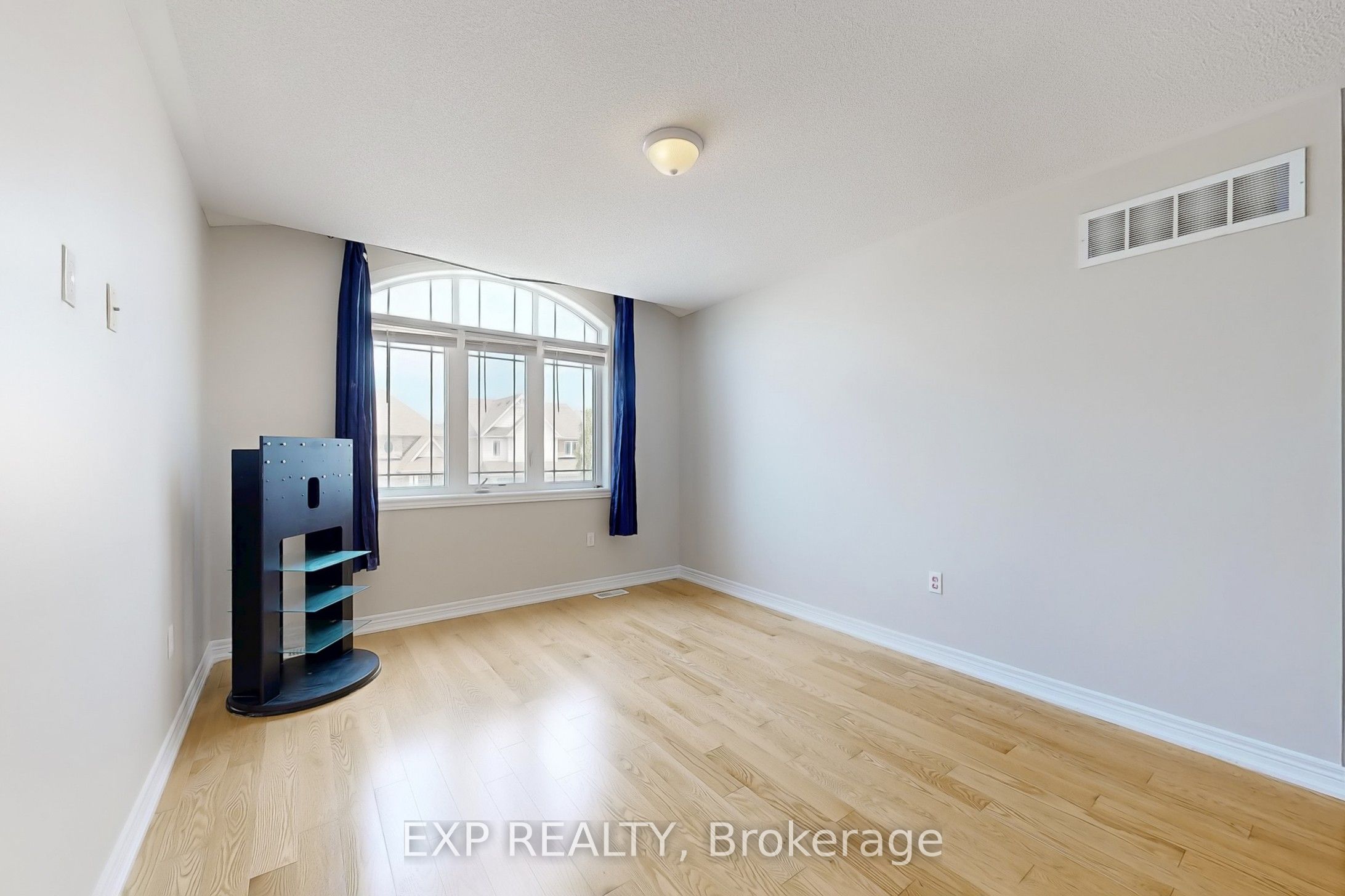 11 Bud Leggett Crescent Property Photo 42
