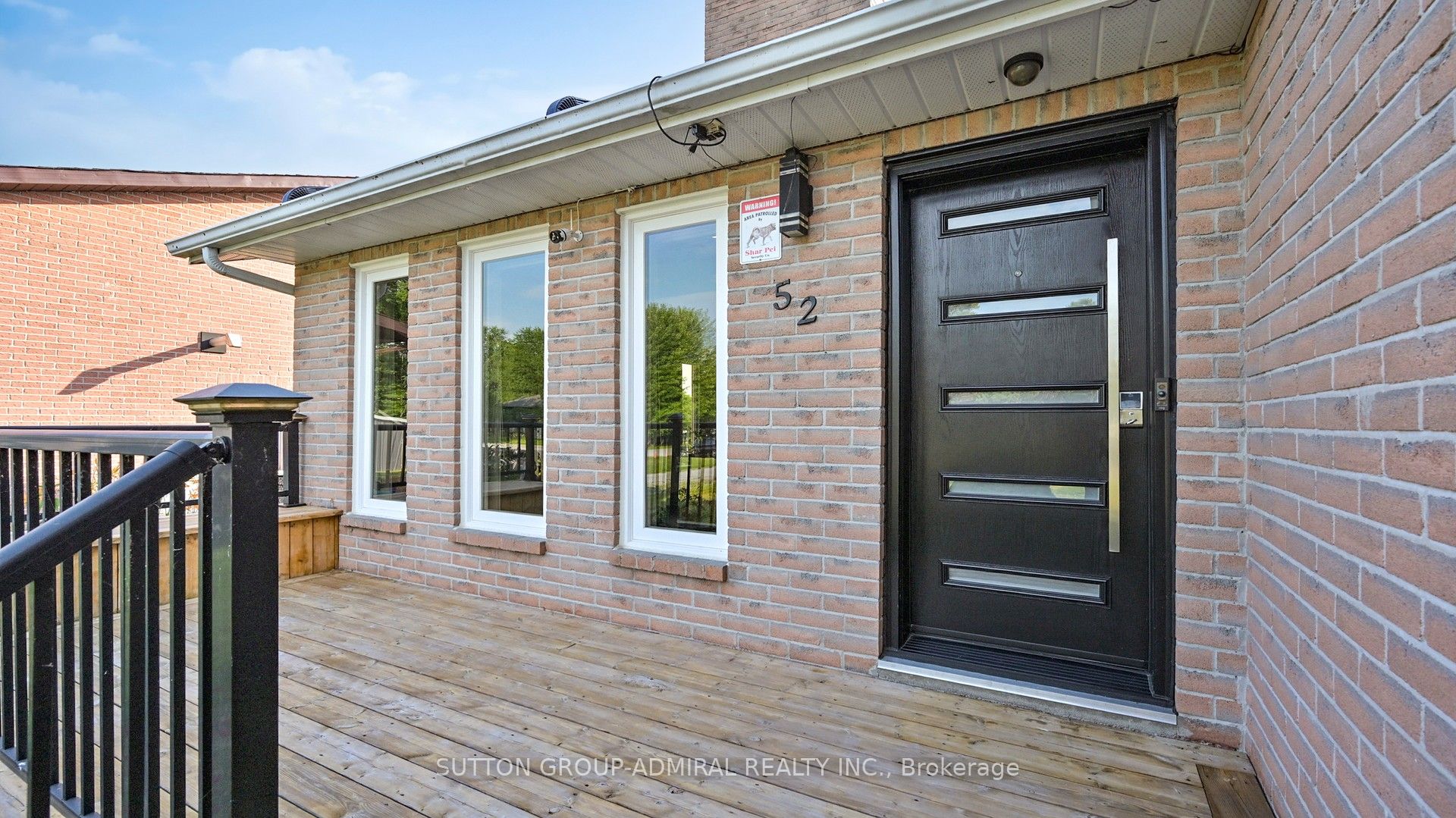 52 Riverside Drive Property Photo 3