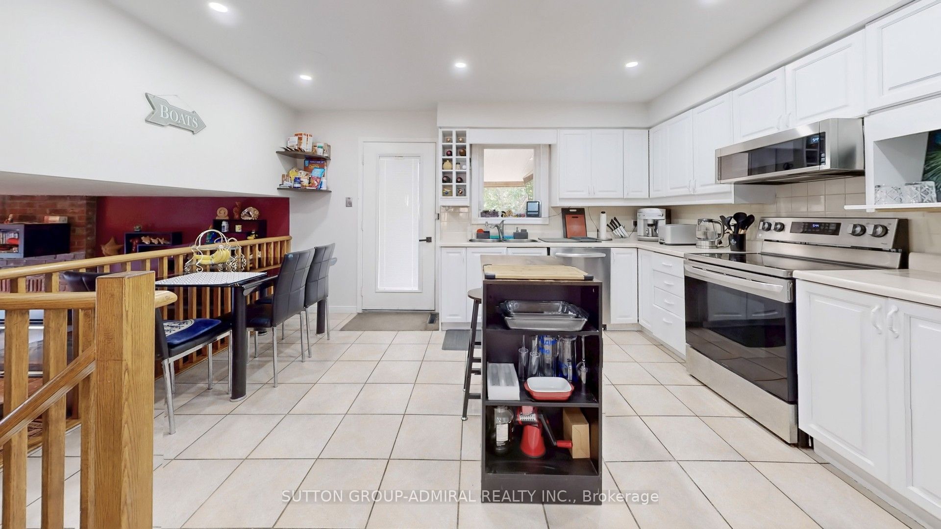 52 Riverside Drive Property Photo 10