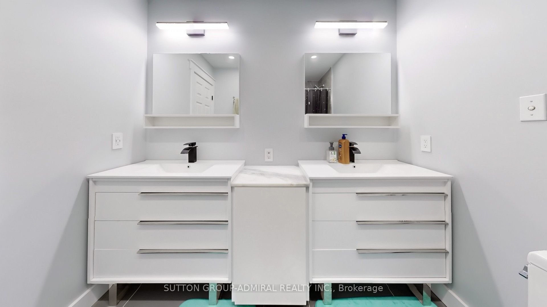 52 Riverside Drive Property Photo 21