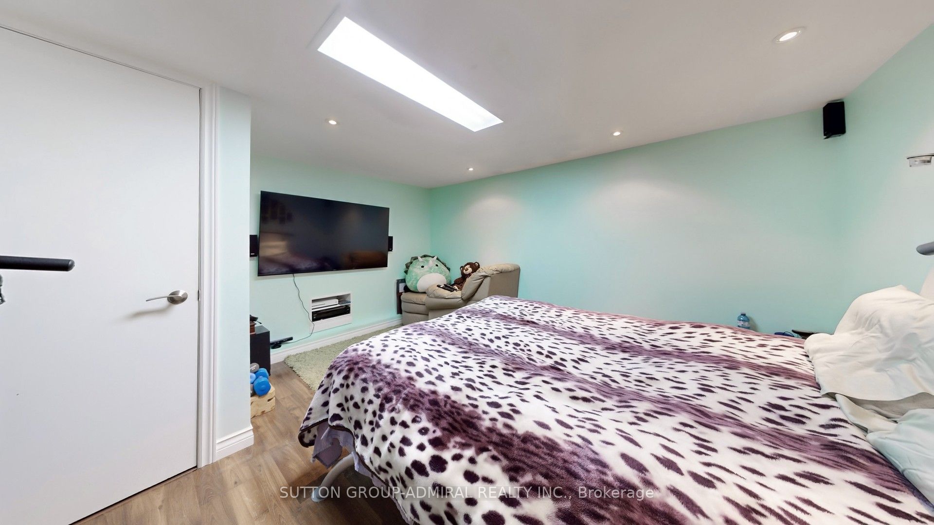 52 Riverside Drive Property Photo 23