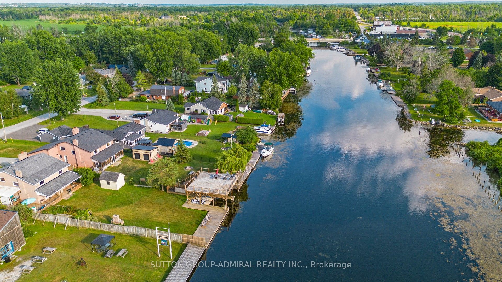 52 Riverside Drive Property Photo 43