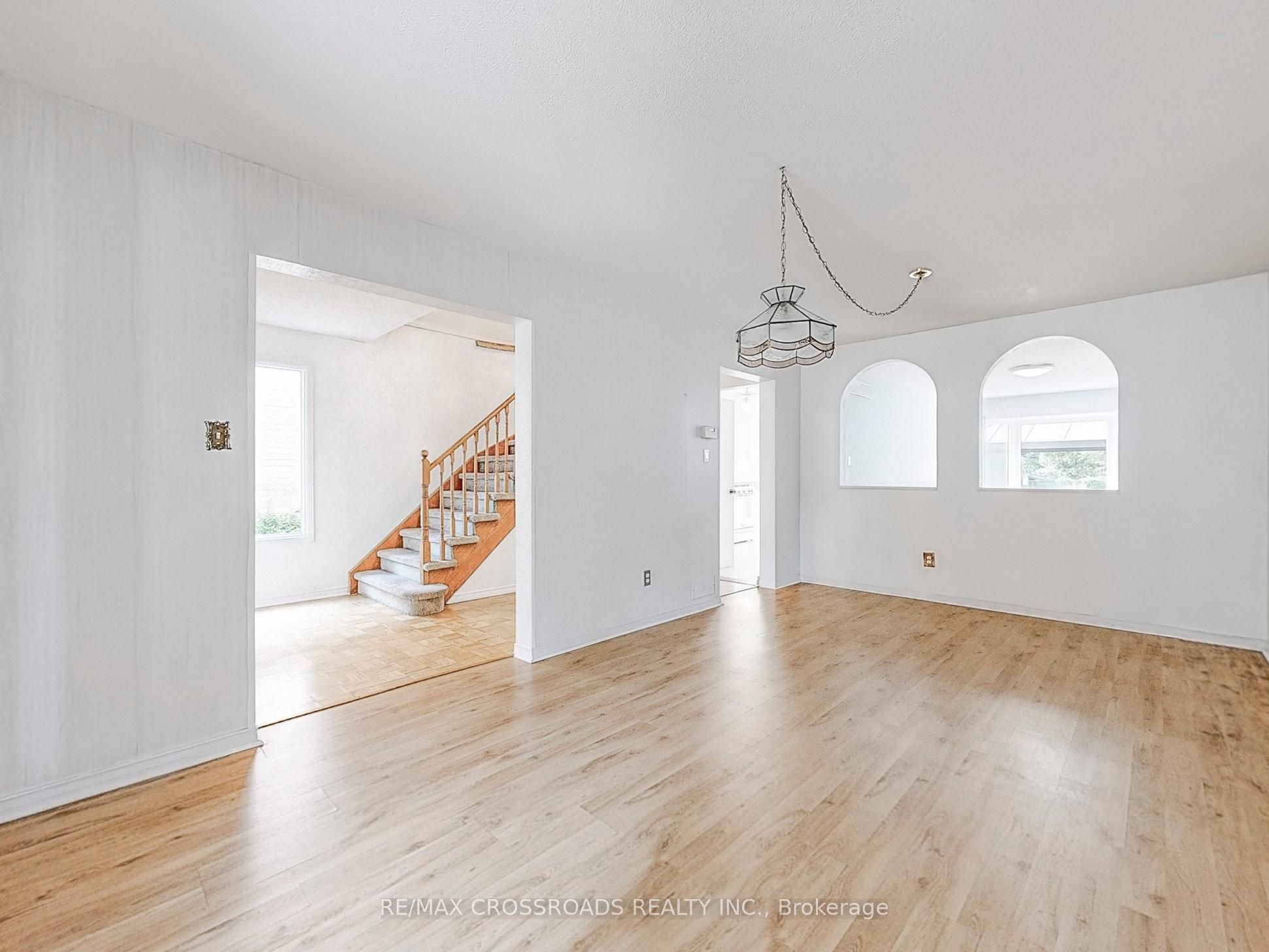 61 Hamilton Hall Drive Property Photo 4