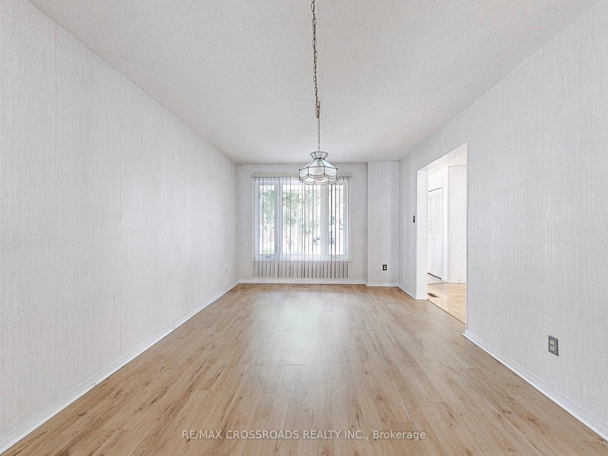 61 Hamilton Hall Drive Property Photo 6