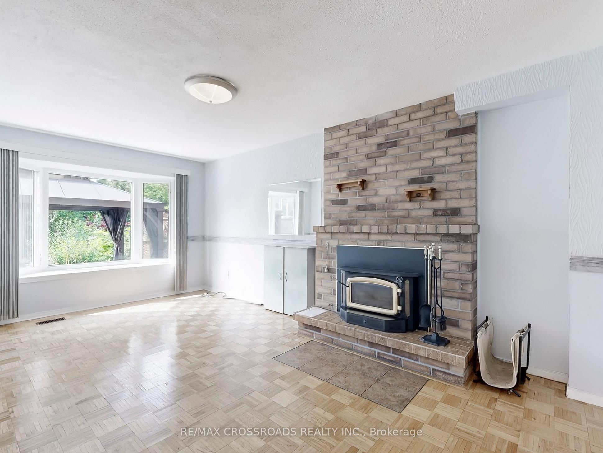 61 Hamilton Hall Drive Property Photo 8