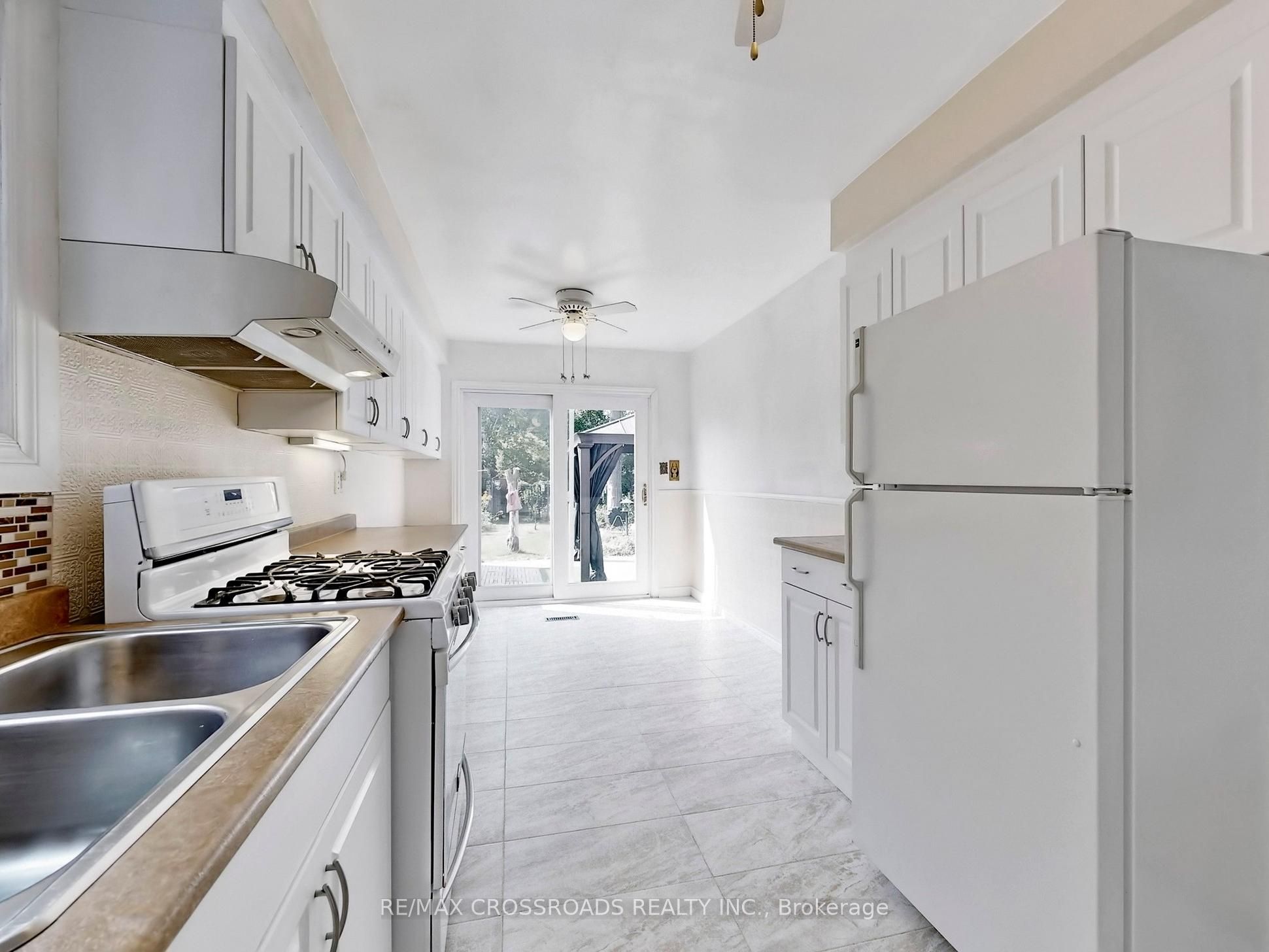 61 Hamilton Hall Drive Property Photo 12