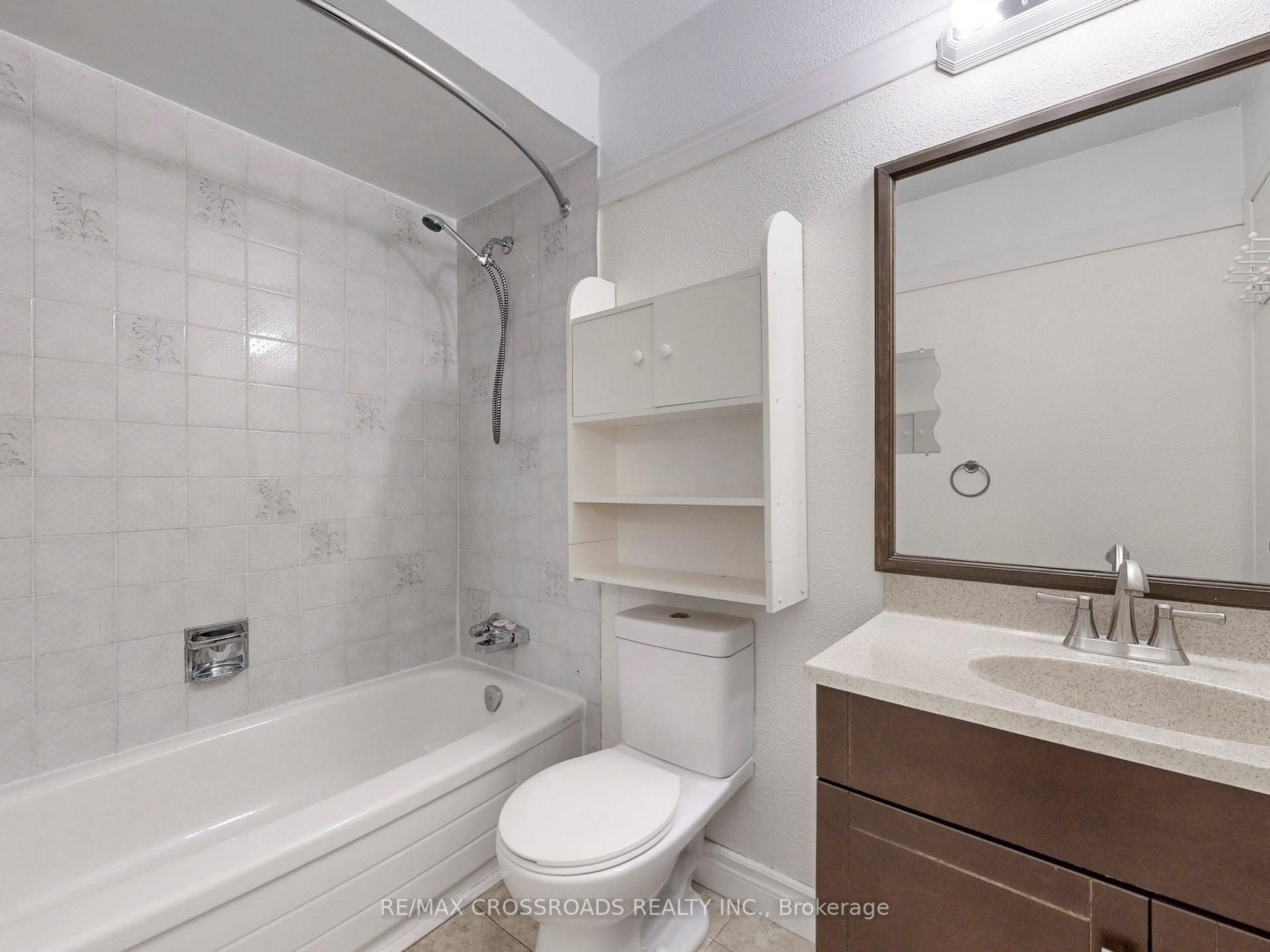 61 Hamilton Hall Drive Property Photo 25
