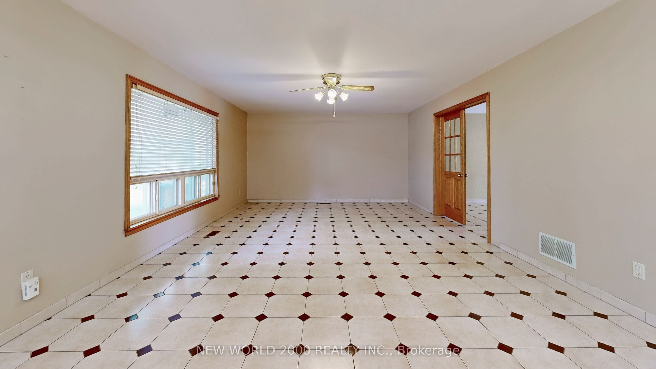 62 Langstaff Road W Property Photo 15