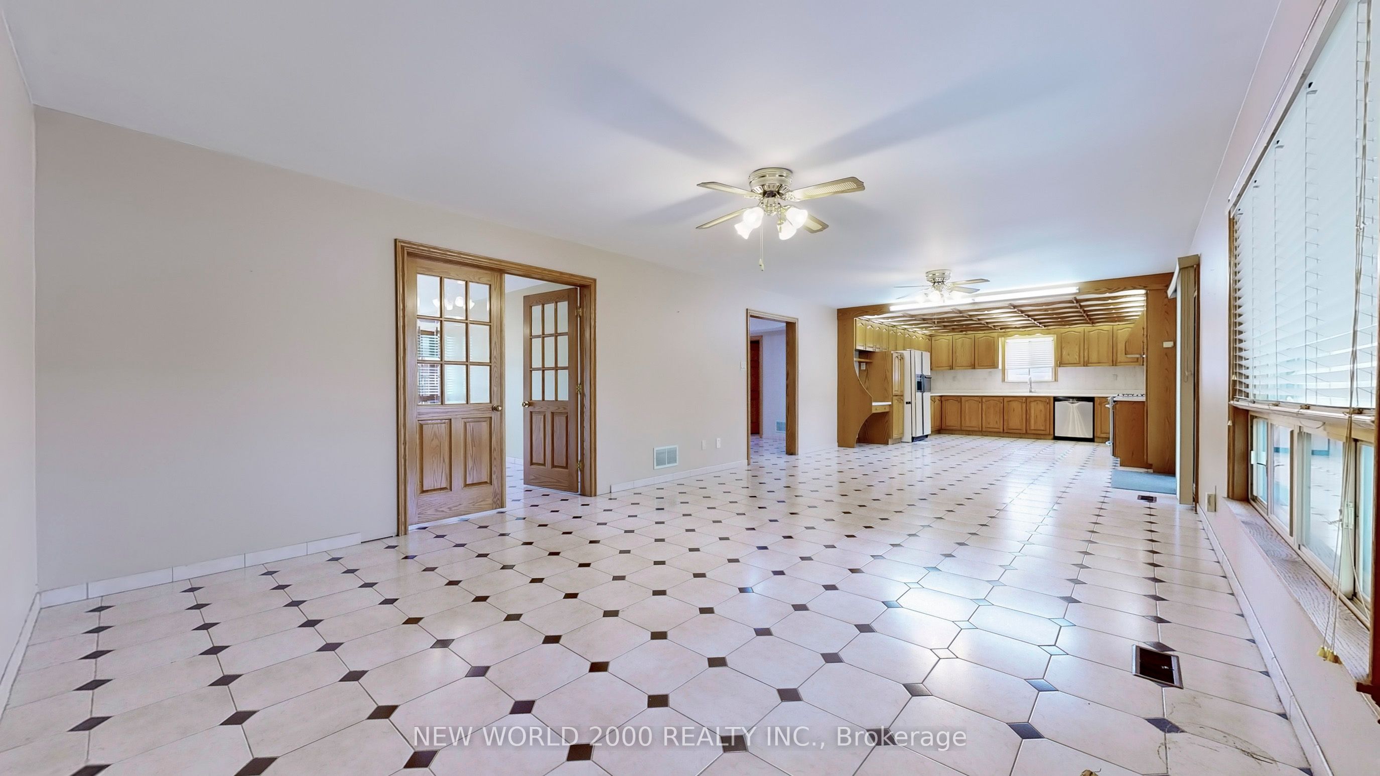 62 Langstaff Road W Property Photo 19