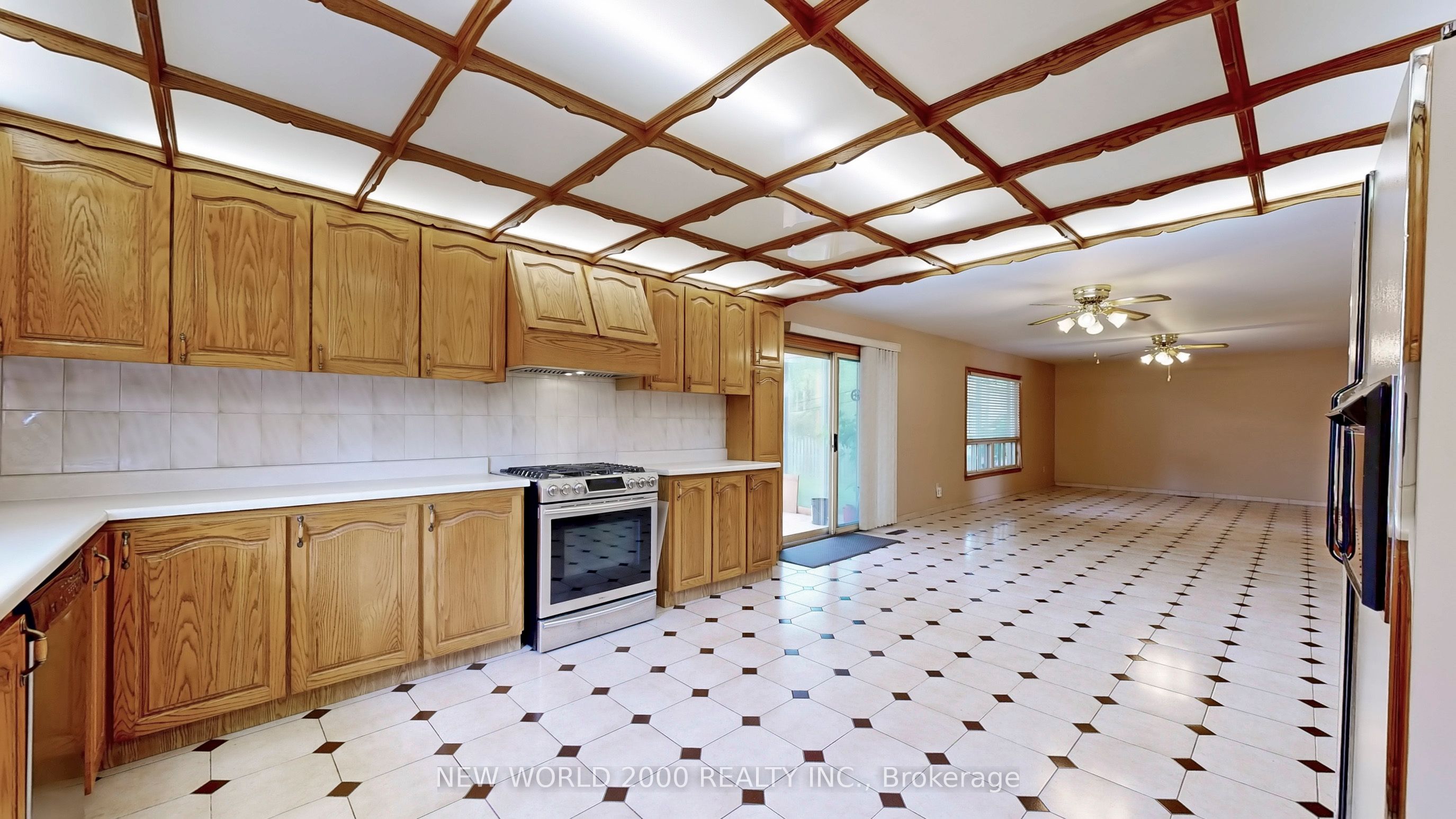 62 Langstaff Road W Property Photo 22