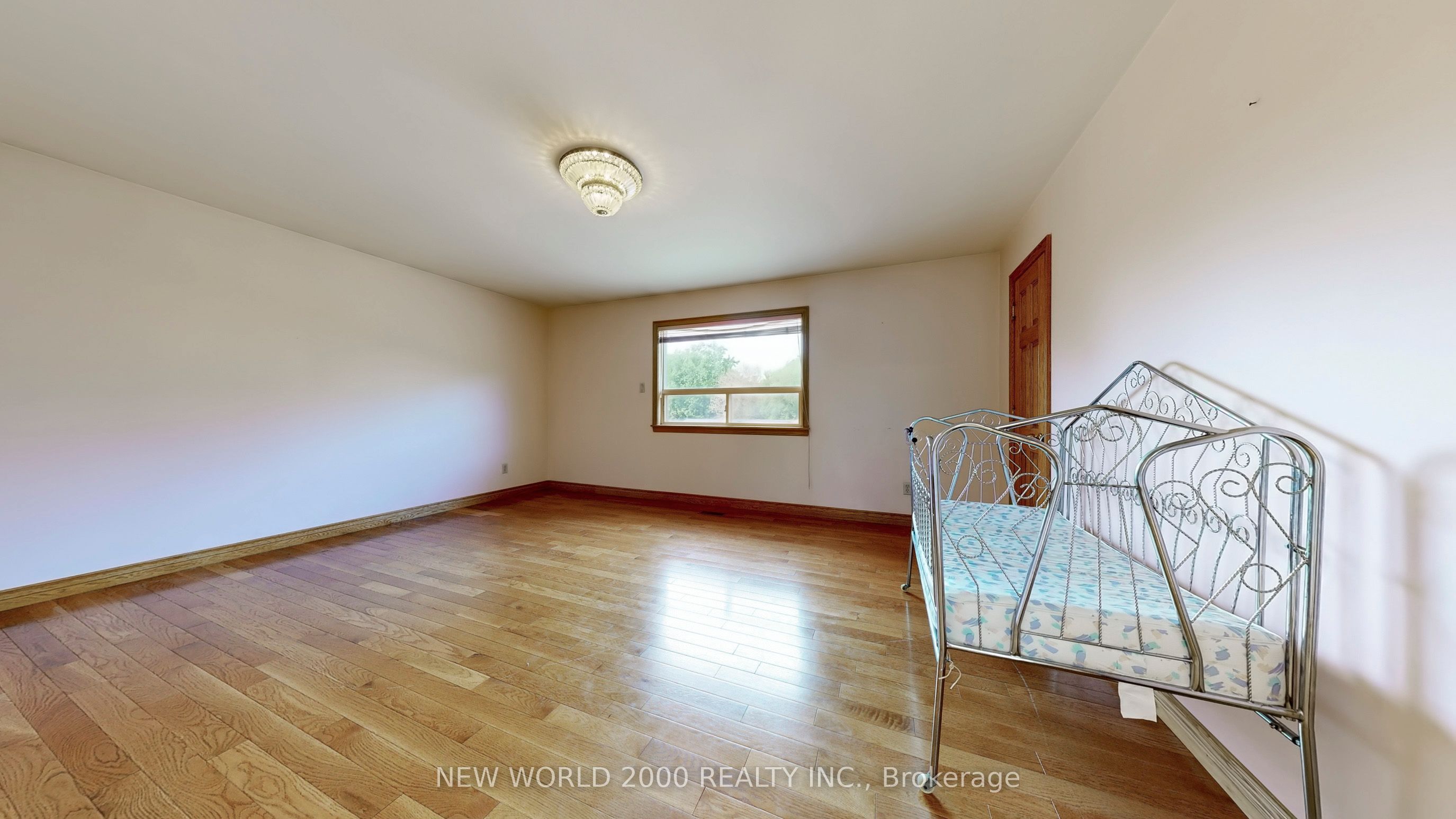 62 Langstaff Road W Property Photo 32