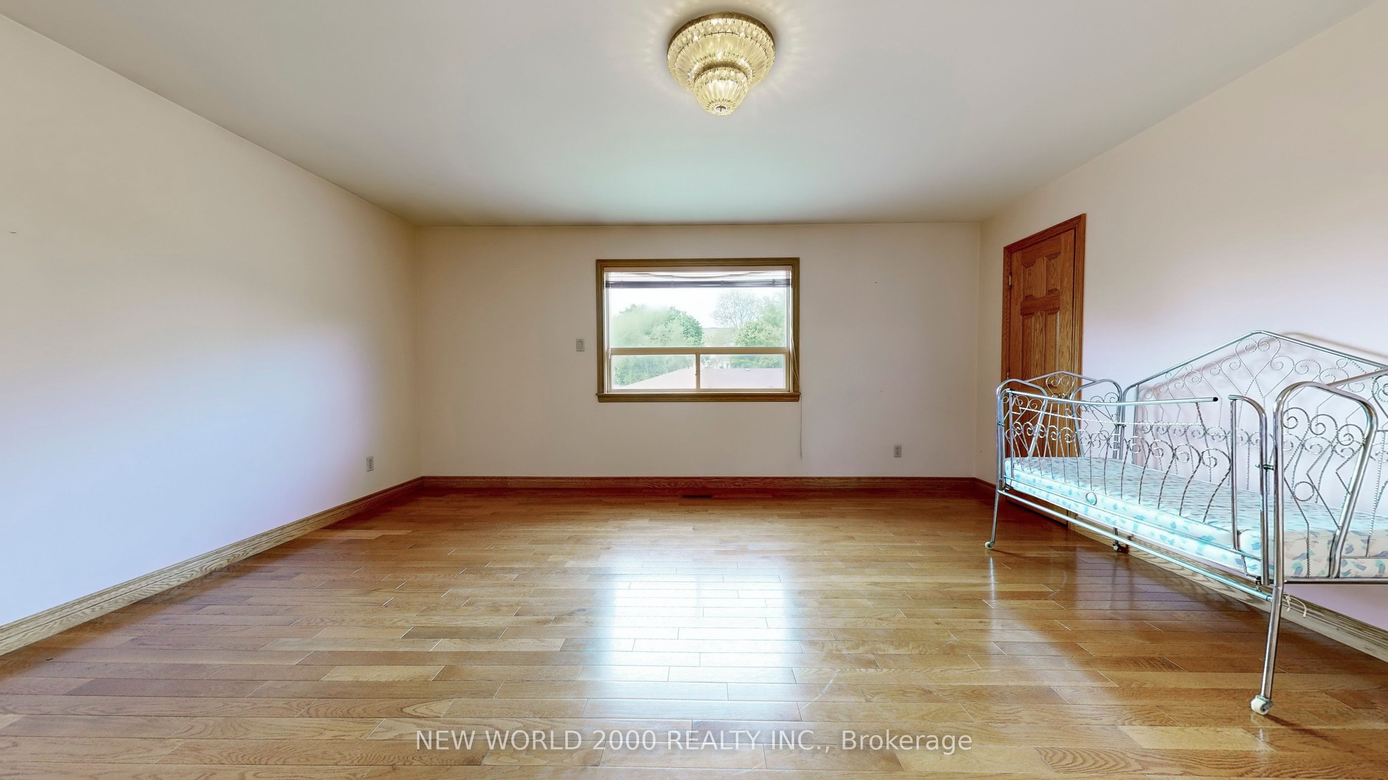 62 Langstaff Road W Property Photo 33