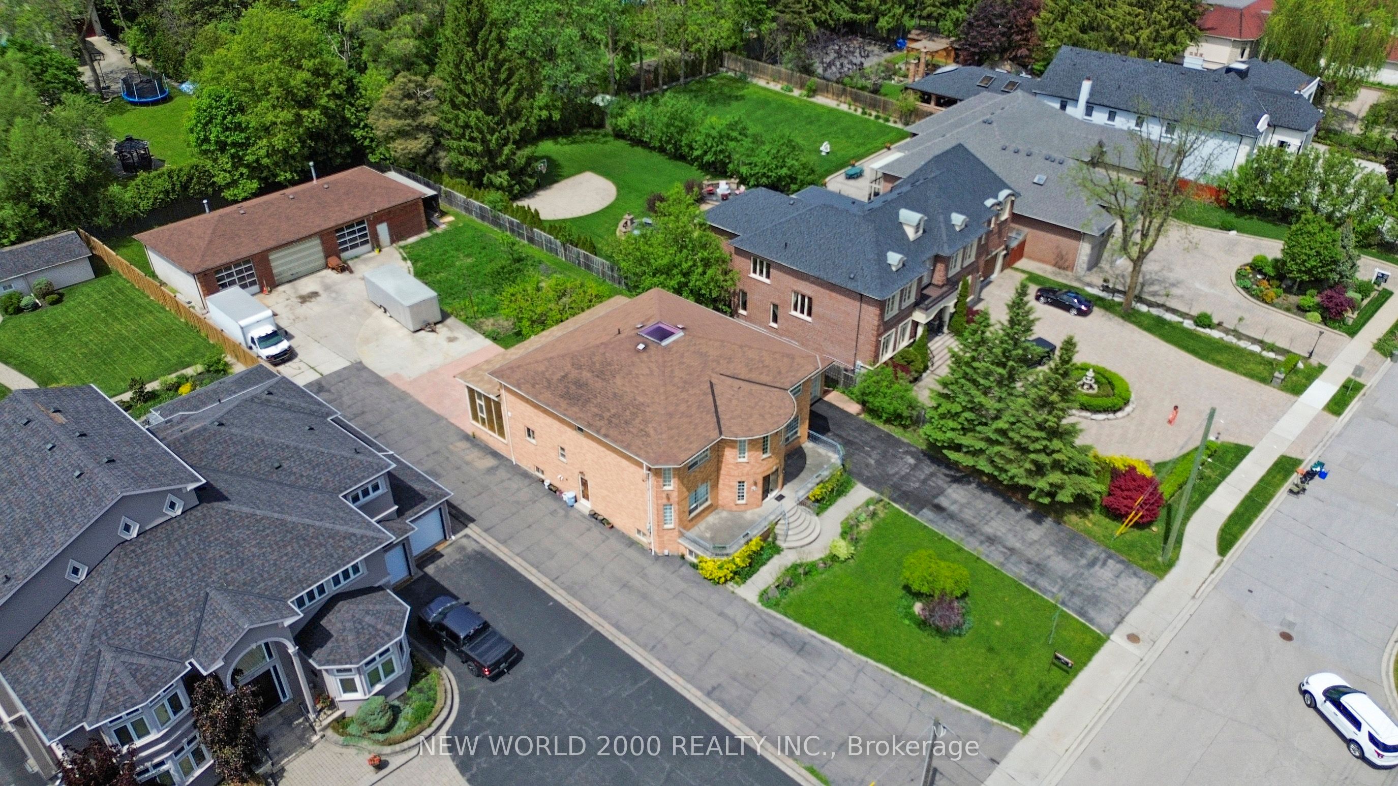 62 Langstaff Road W Property Photo 49