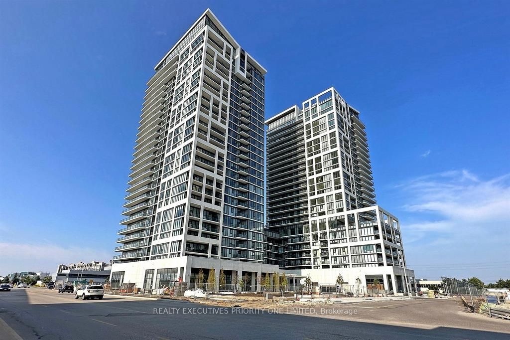 9000 Jane St Property Photo 1