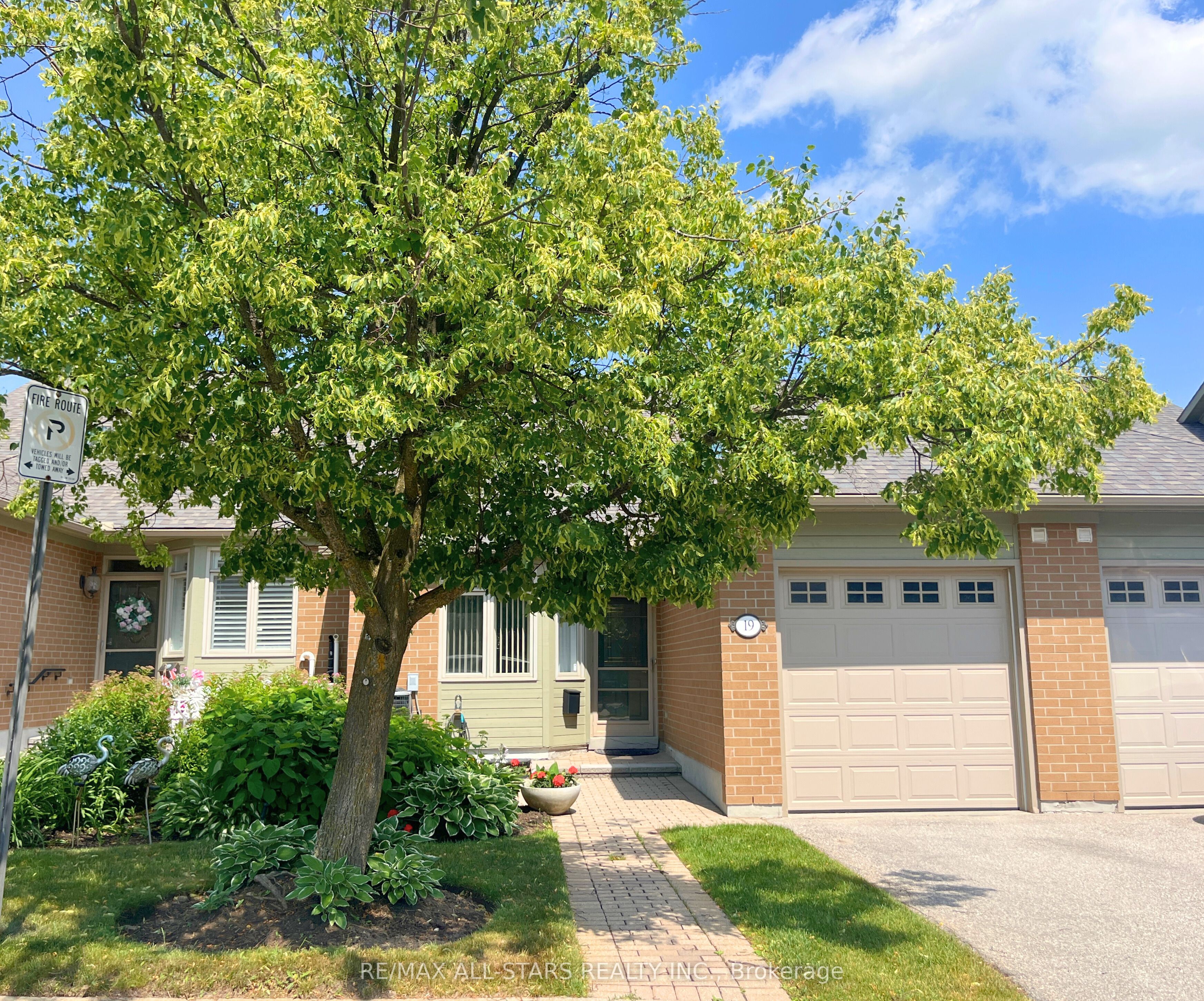 19 Christina Falls Way Property Photo 1