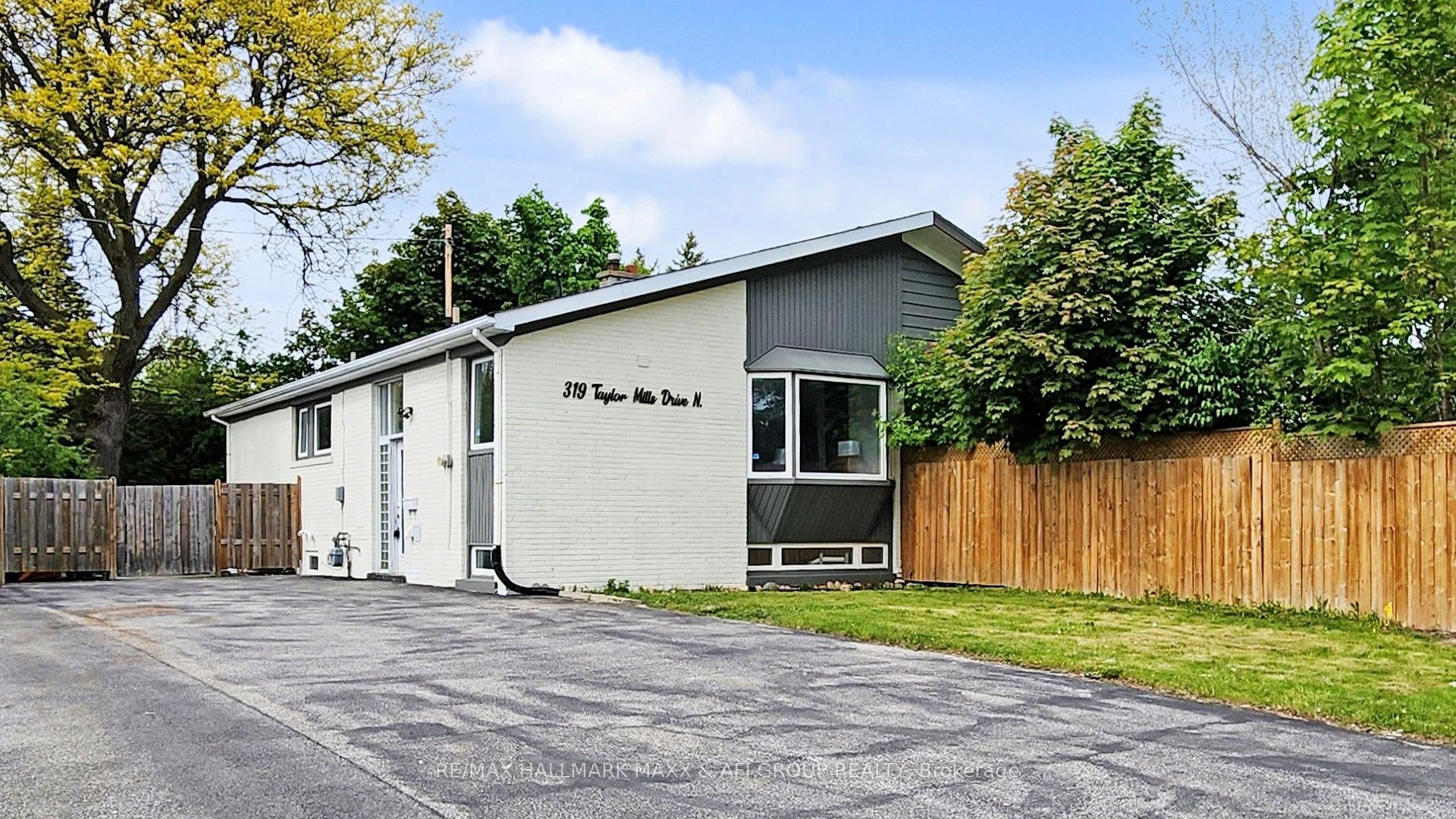 319 Taylor Mills Drive N Property Photo 1