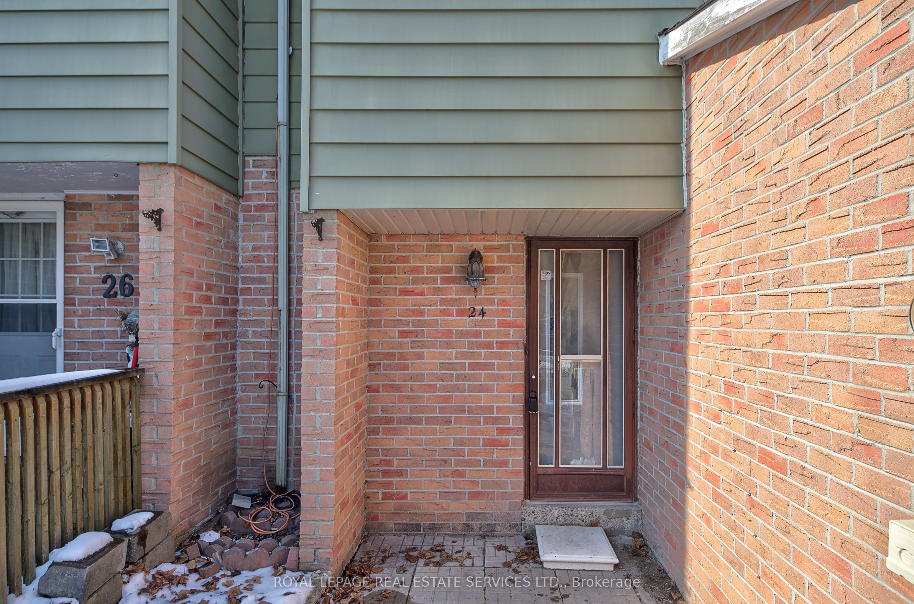 24 Deer Run Crescent Property Photo 3
