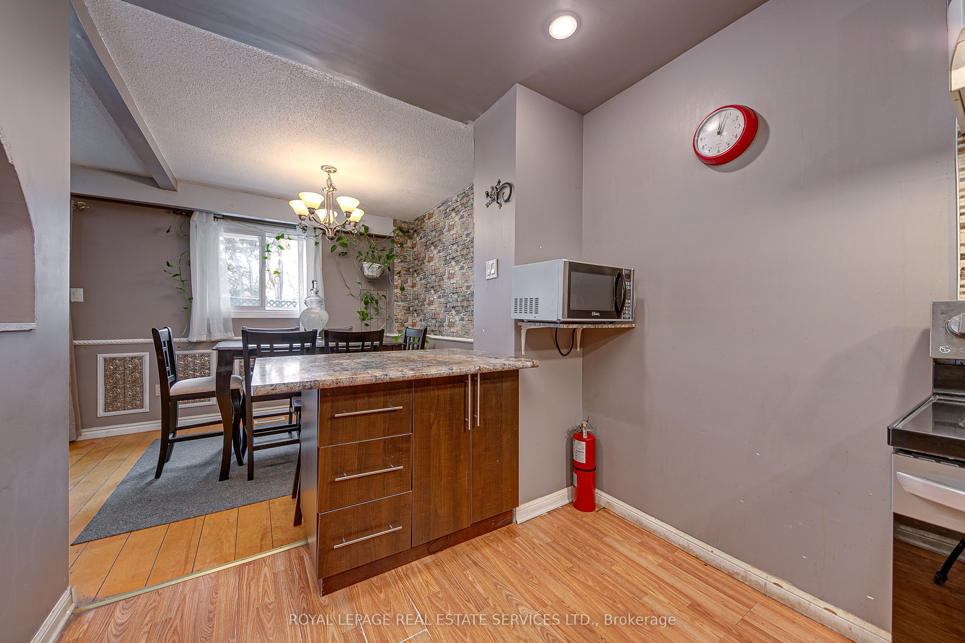 24 Deer Run Crescent Property Photo 16
