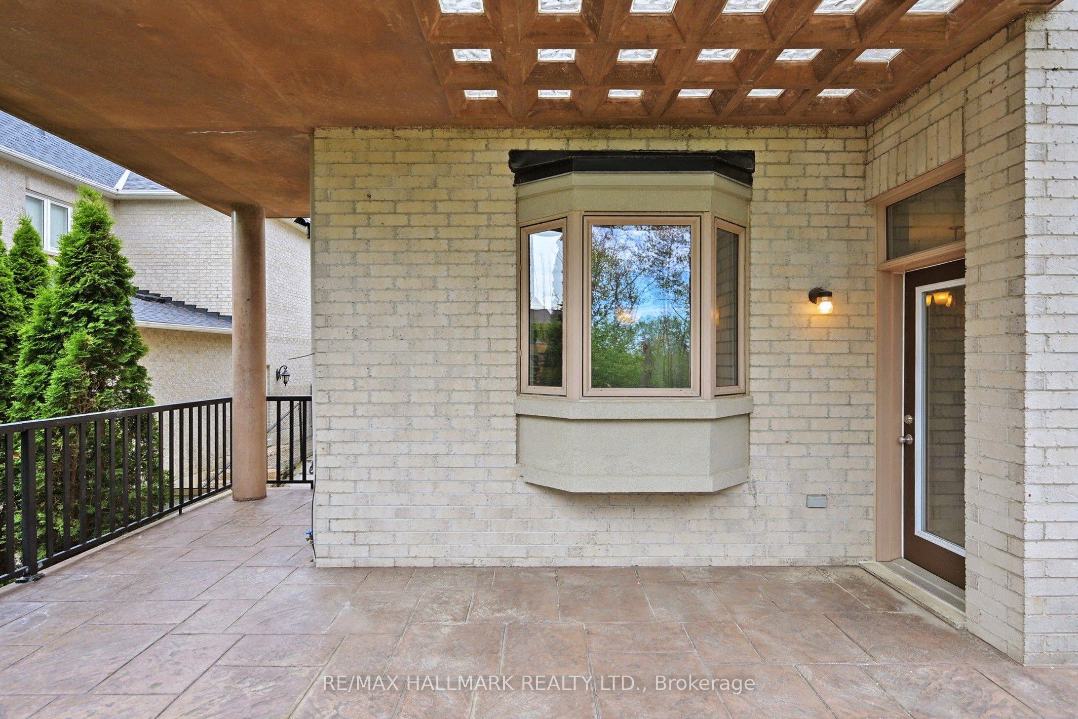 383 Paradelle Drive Property Photo 19