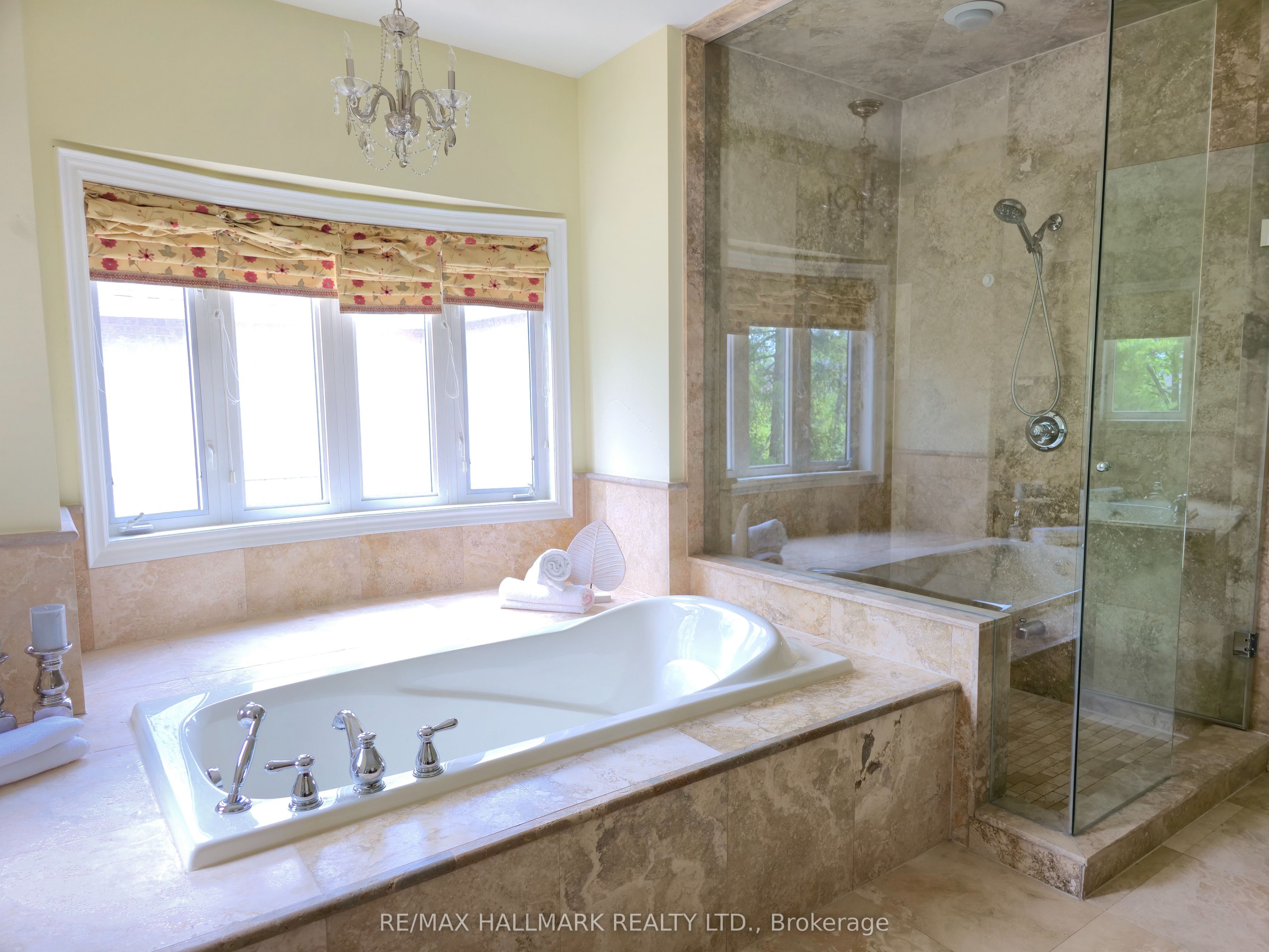 383 Paradelle Drive Property Photo 31