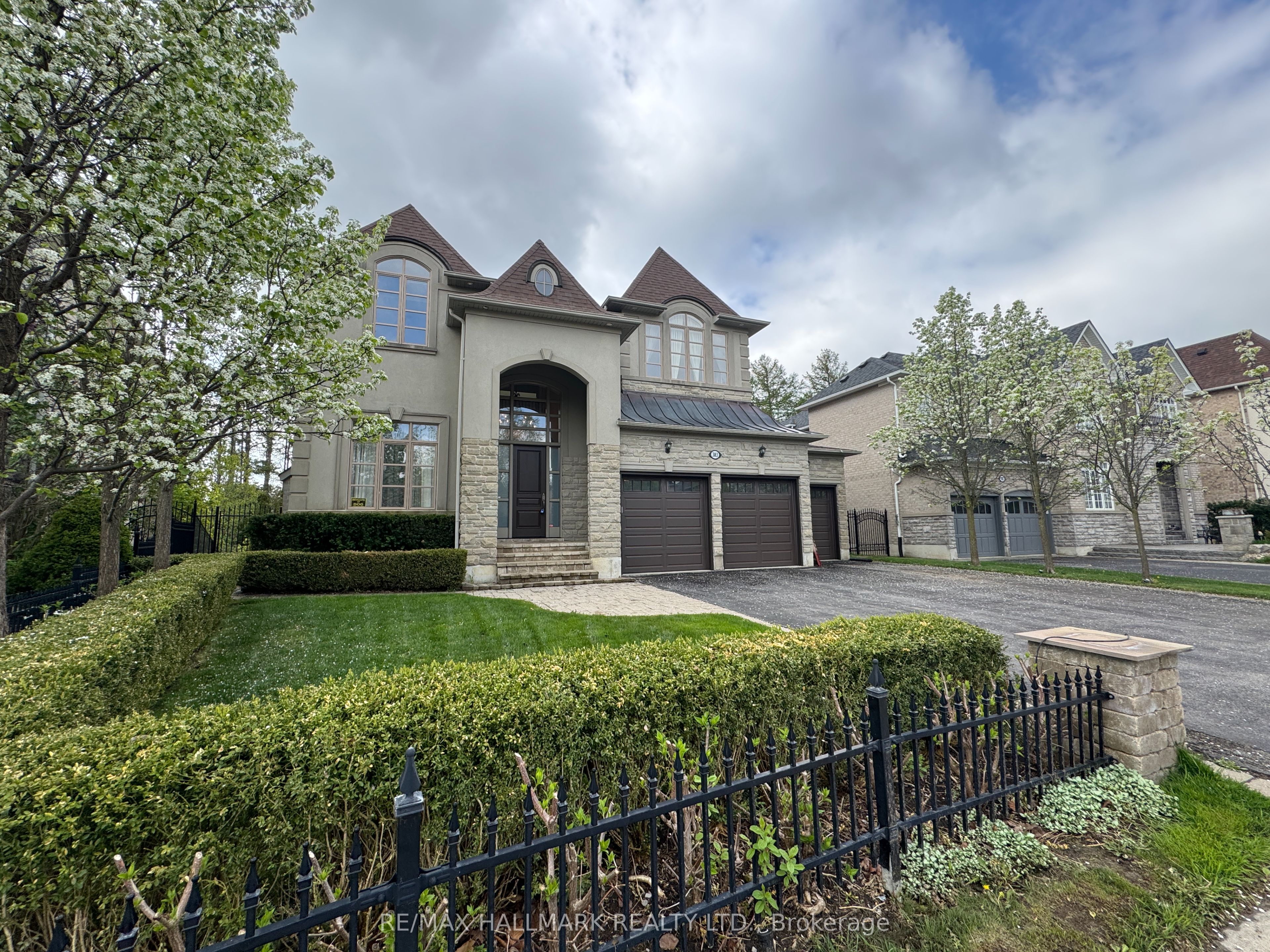 383 Paradelle Drive Property Photo 49