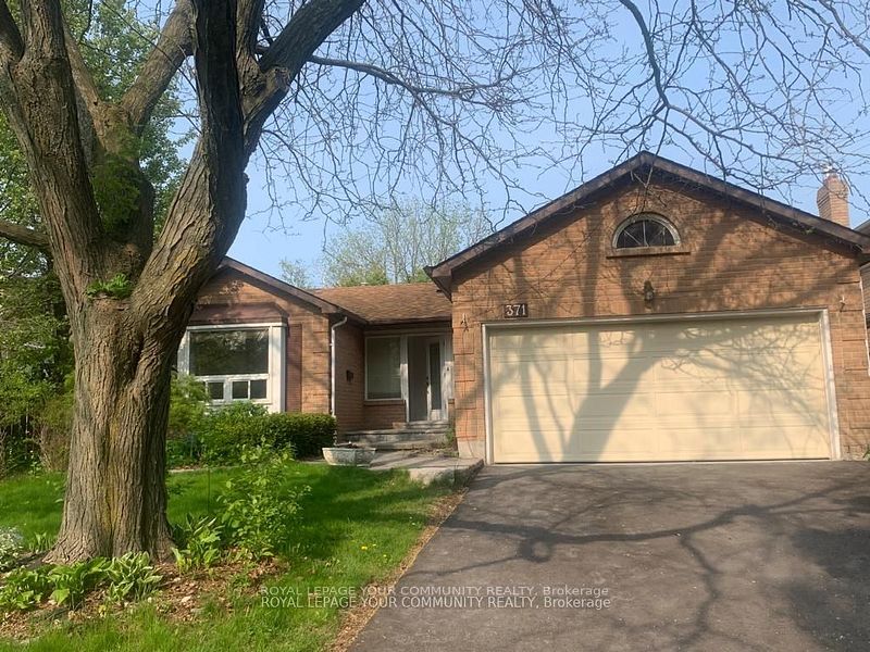 371 Selby Cres Property Photo 1