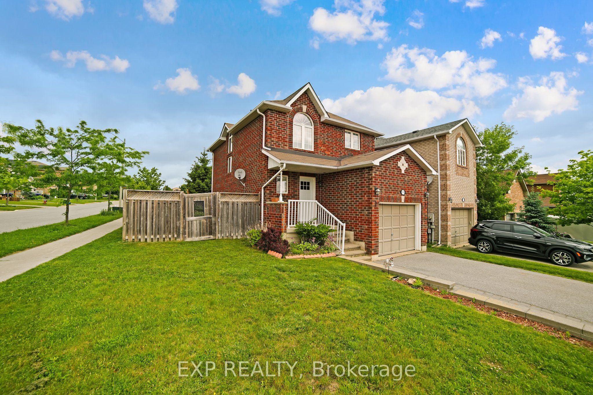 1436 Benson St Property Photo 1
