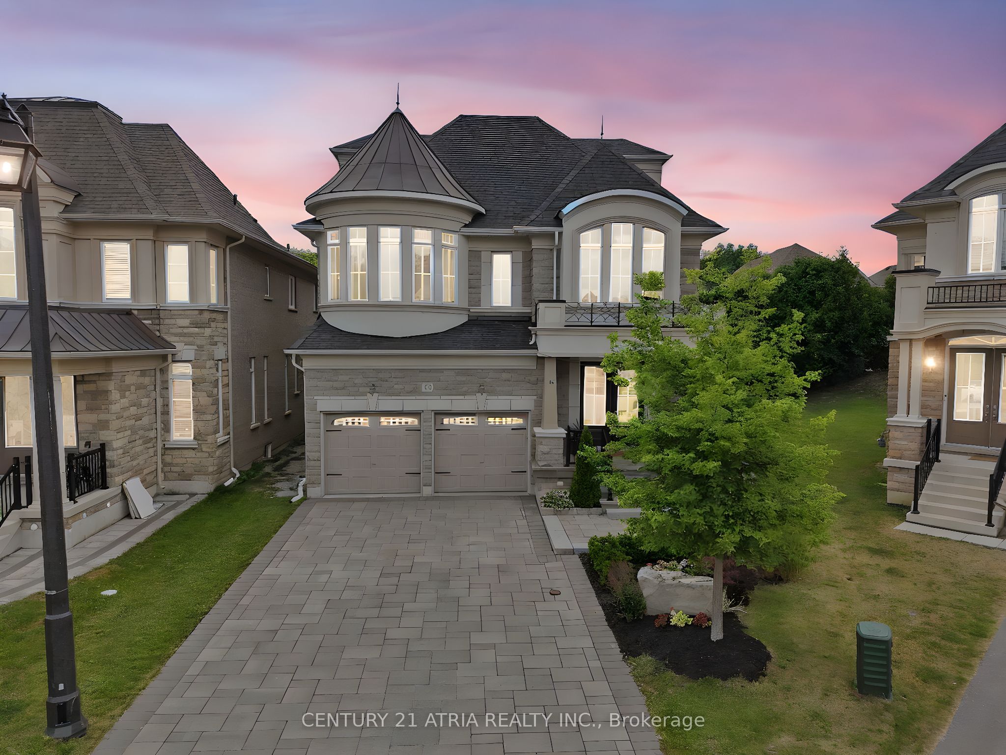 12 Macdonald Court Property Photo 1