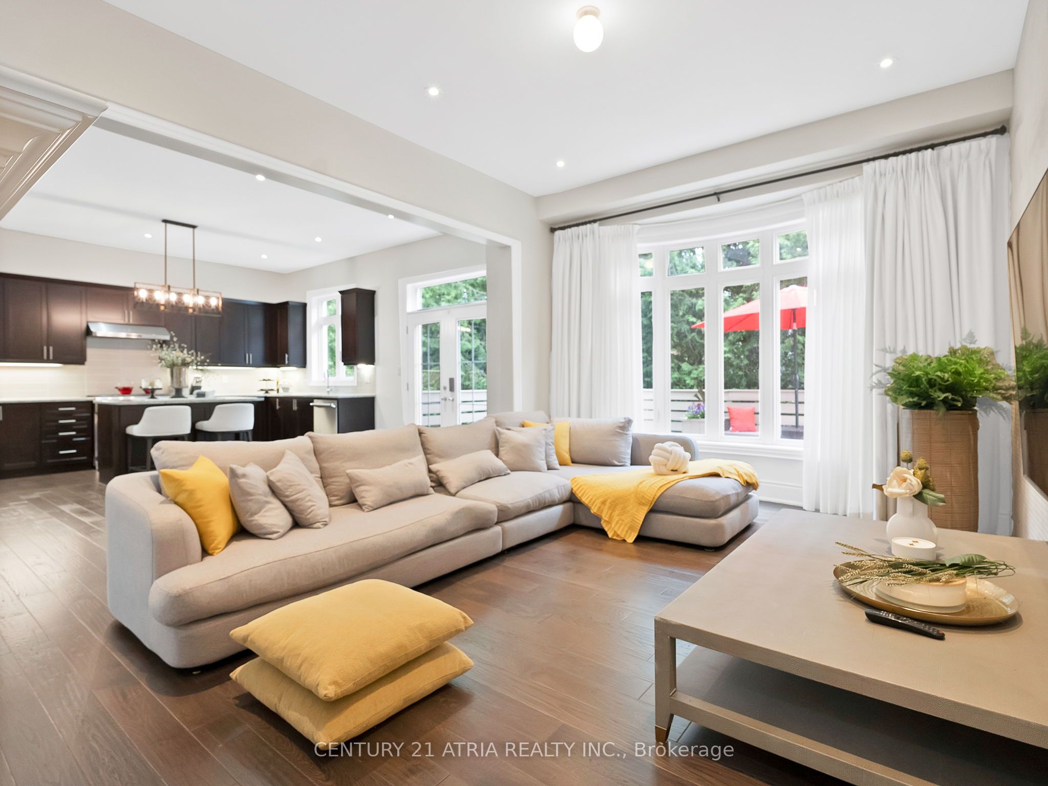 12 Macdonald Court Property Photo 10