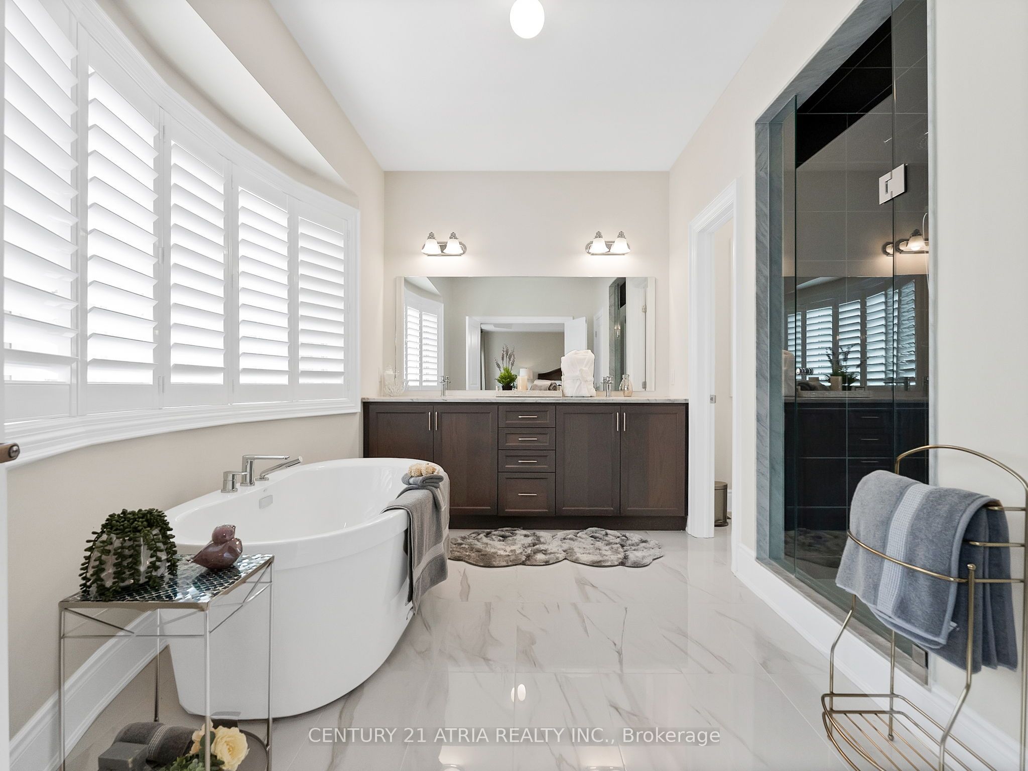 12 Macdonald Court Property Photo 18