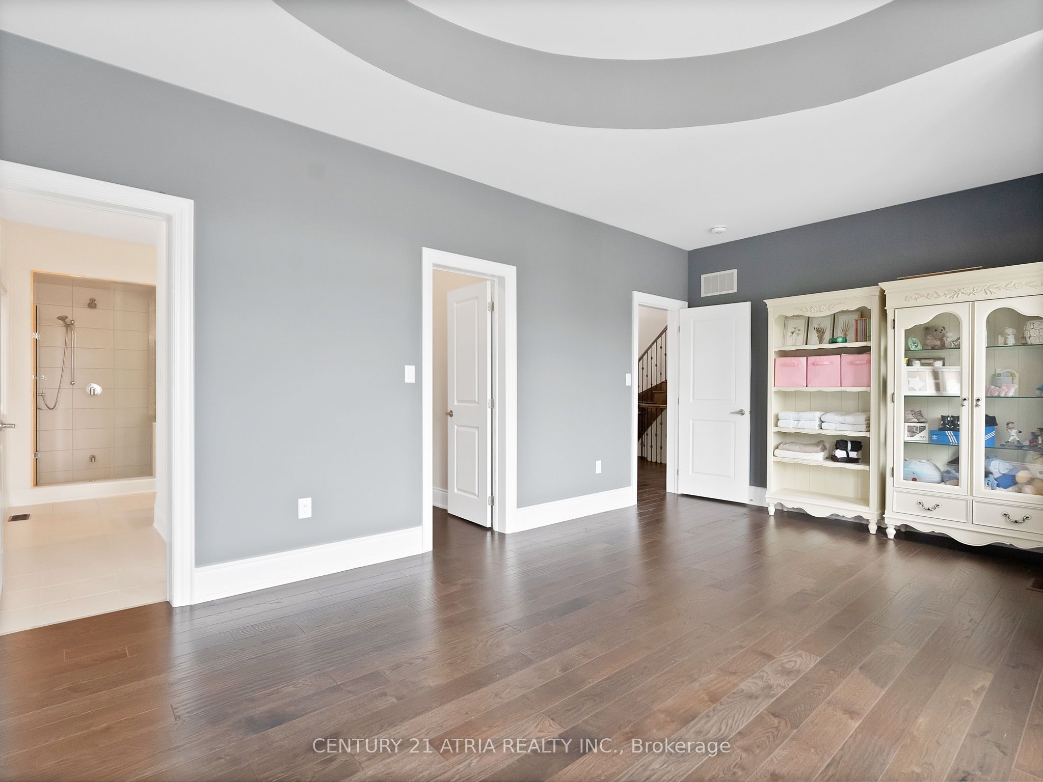 12 Macdonald Court Property Photo 24