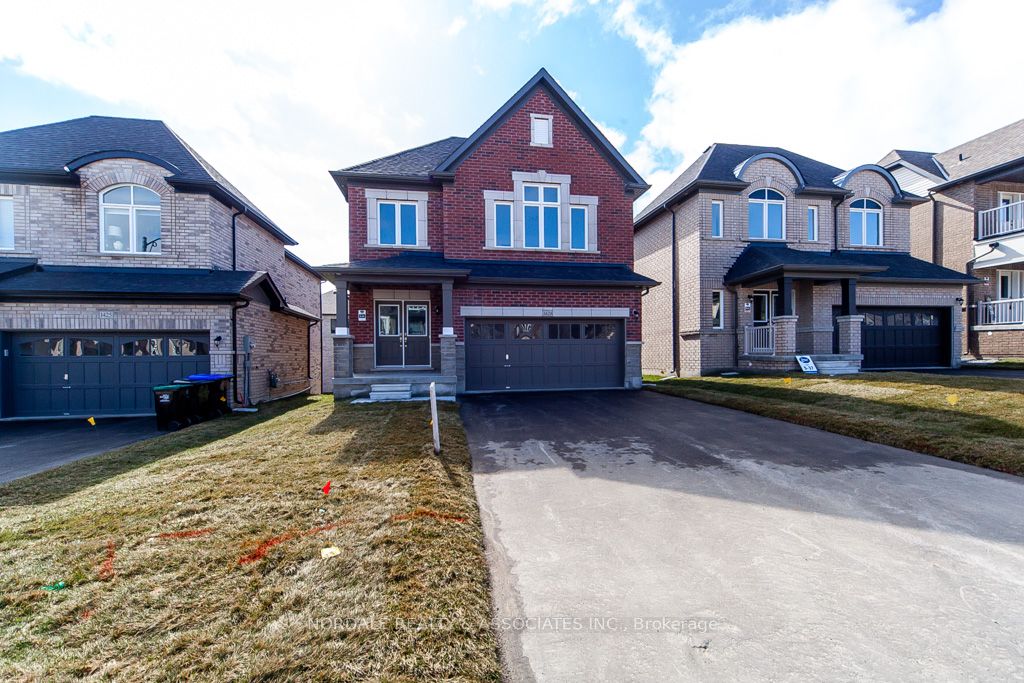 1429 Stovell Cres