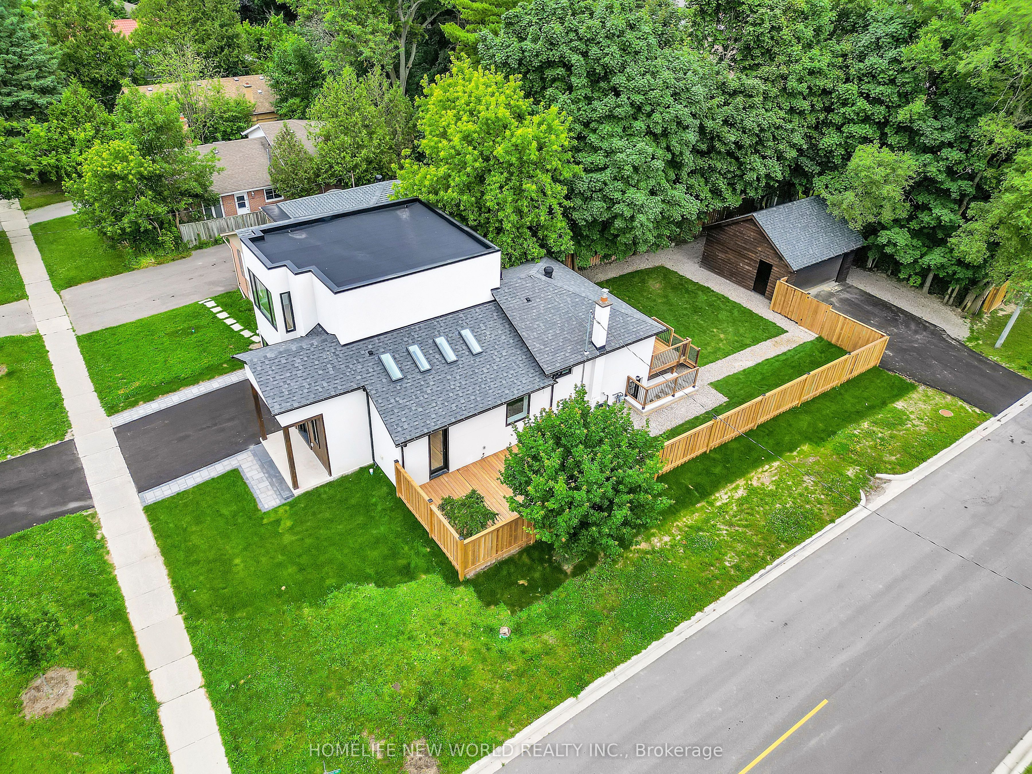105 Murray Drive Property Photo 3