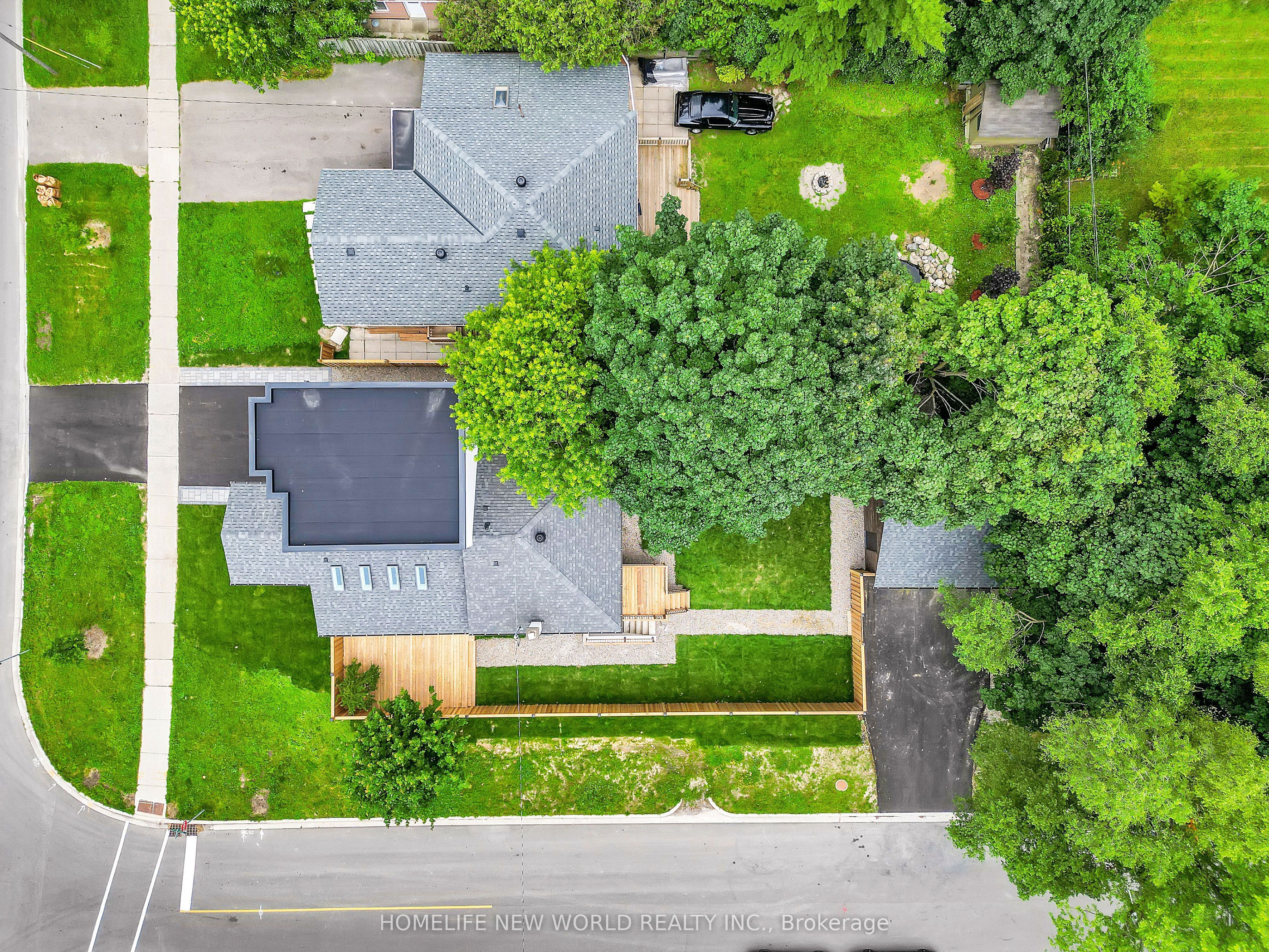 105 Murray Drive Property Photo 4