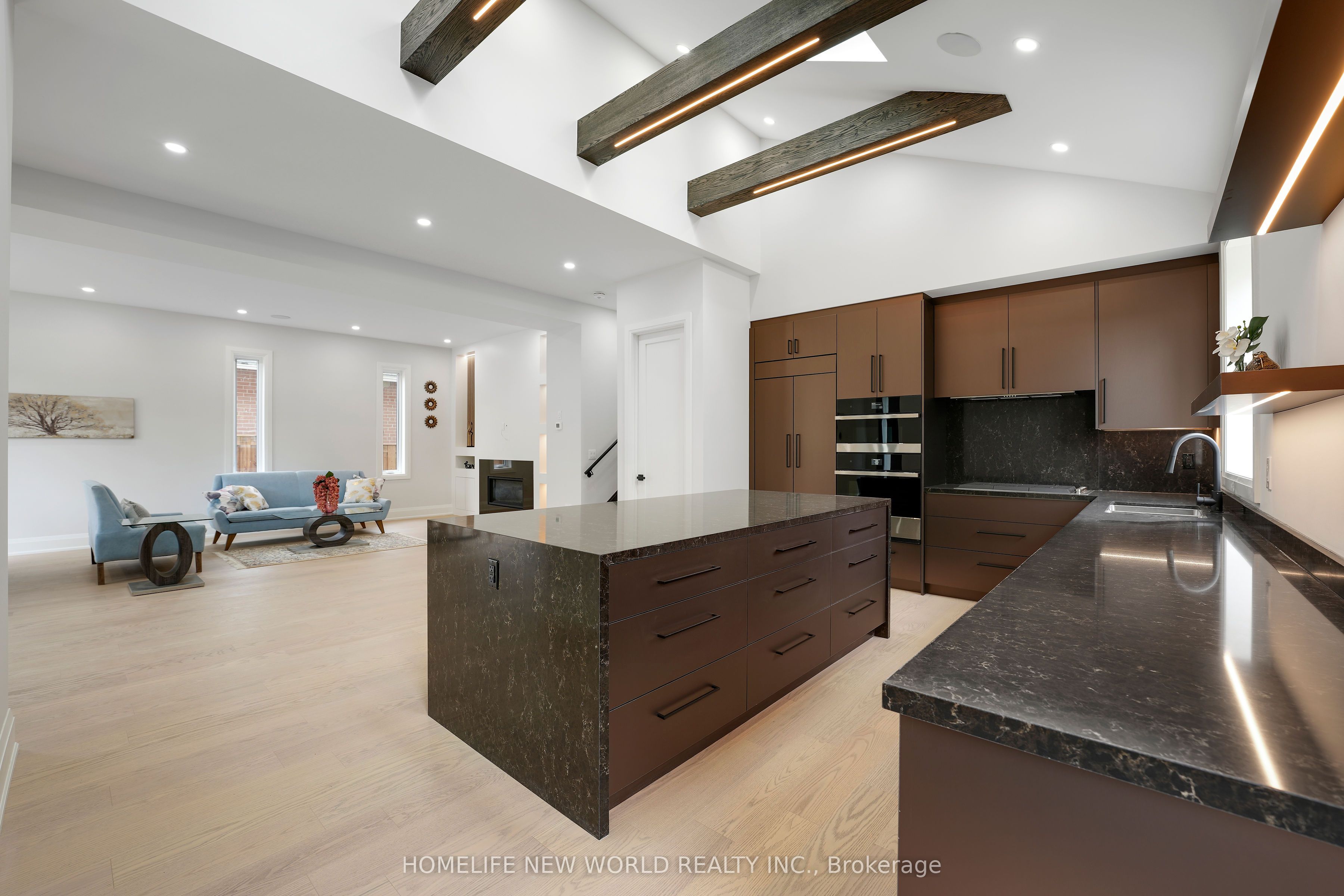 105 Murray Drive Property Photo 14