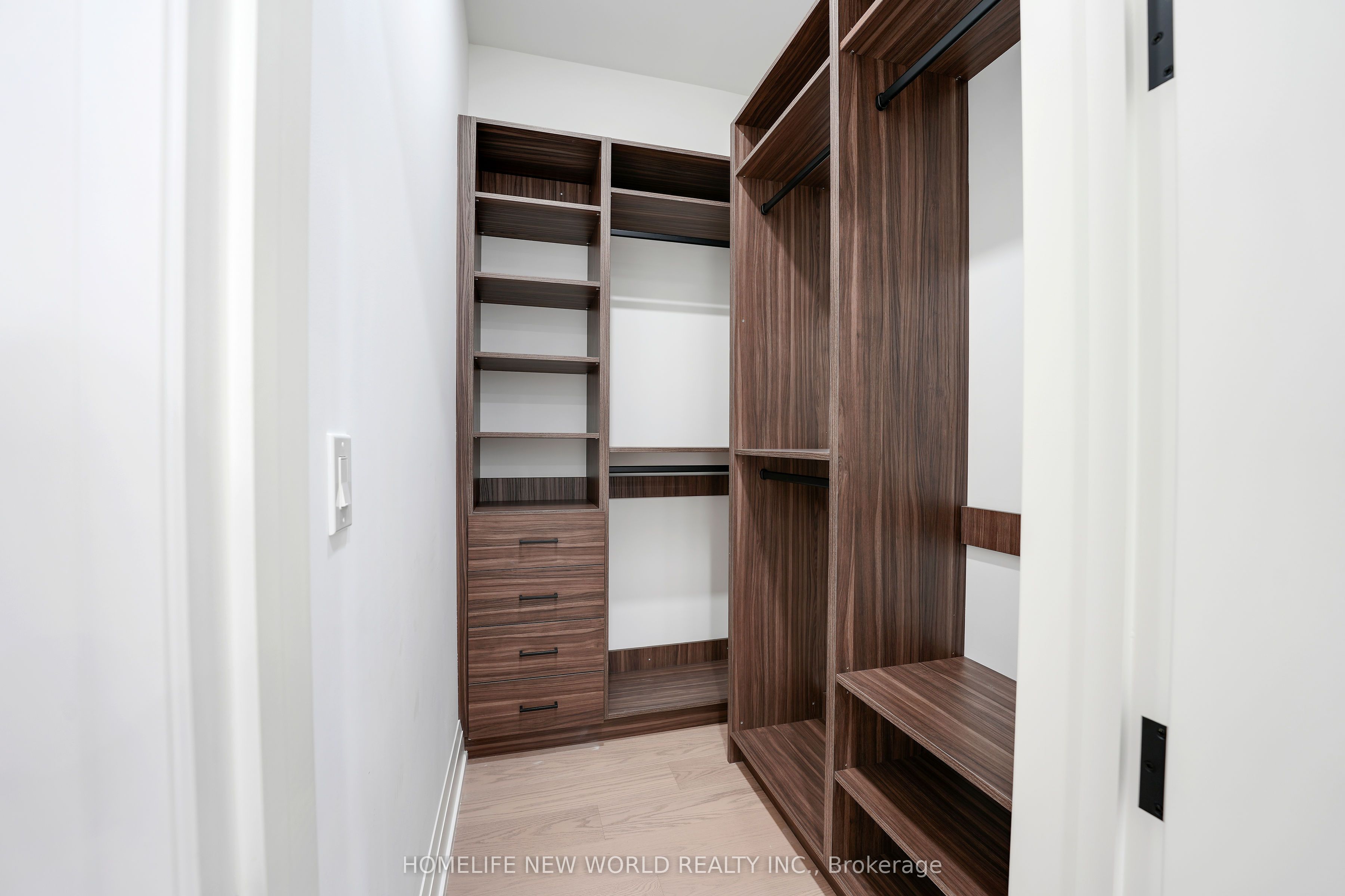 105 Murray Drive Property Photo 26