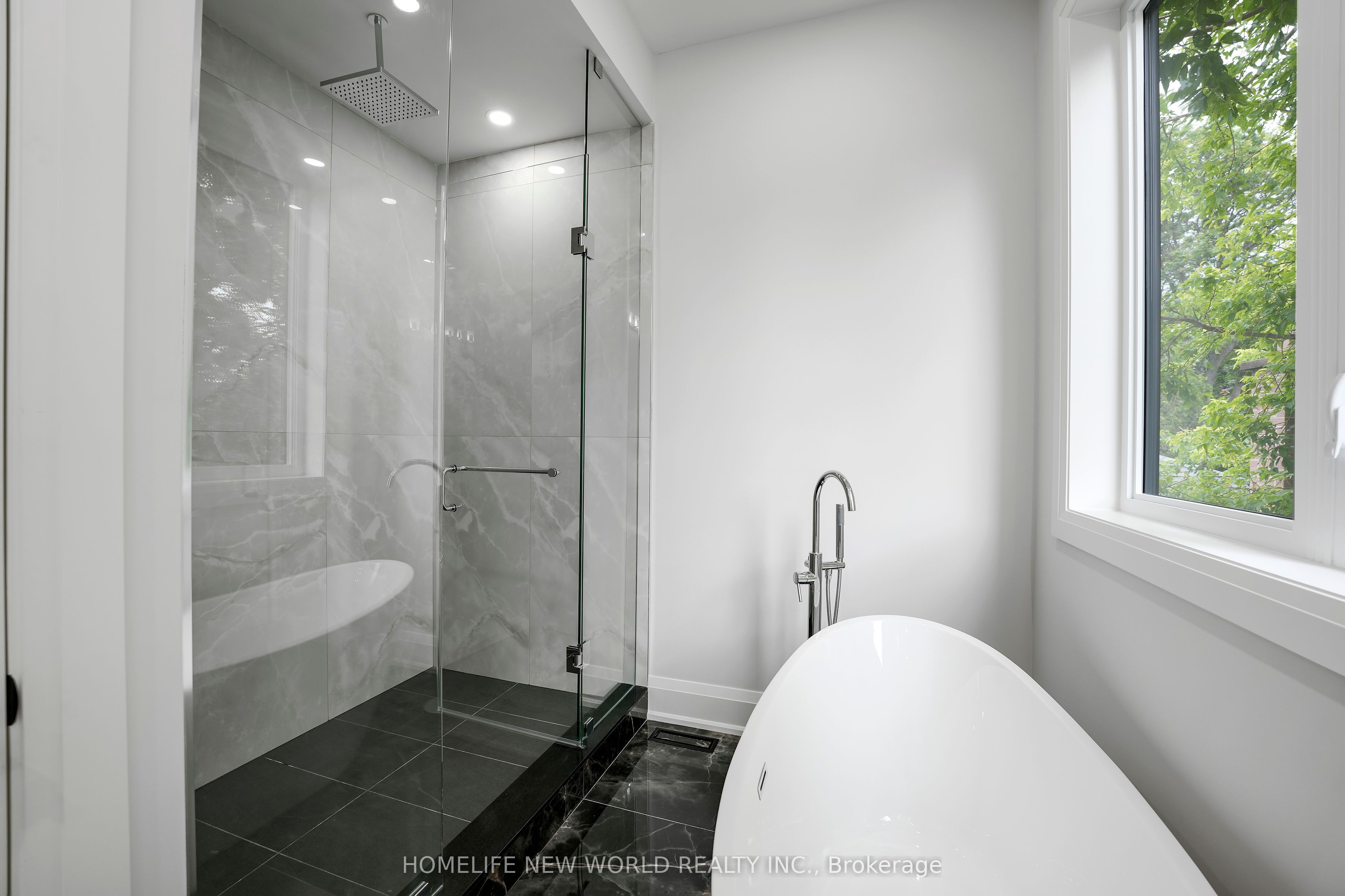 105 Murray Drive Property Photo 28