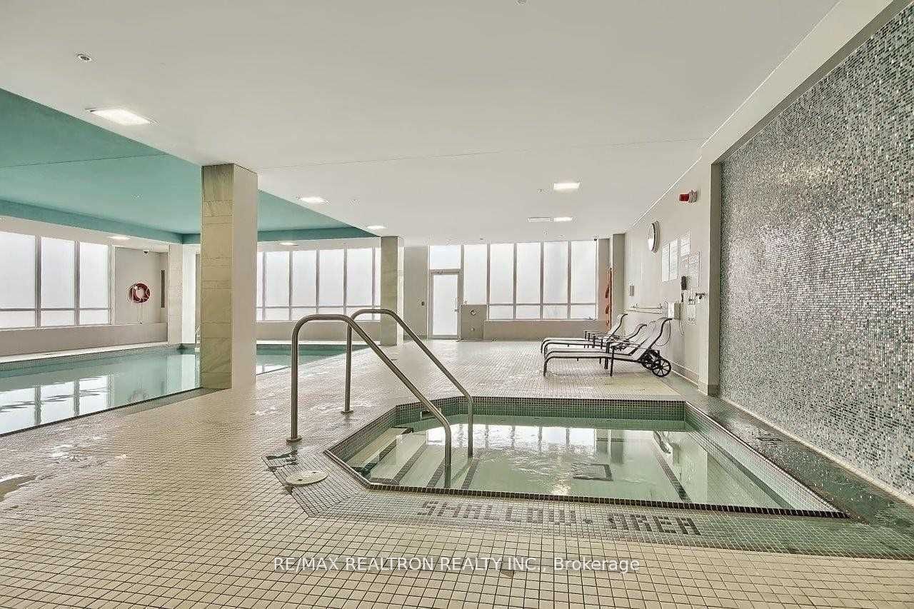 85 North Park Road 1411 Property Photo 19