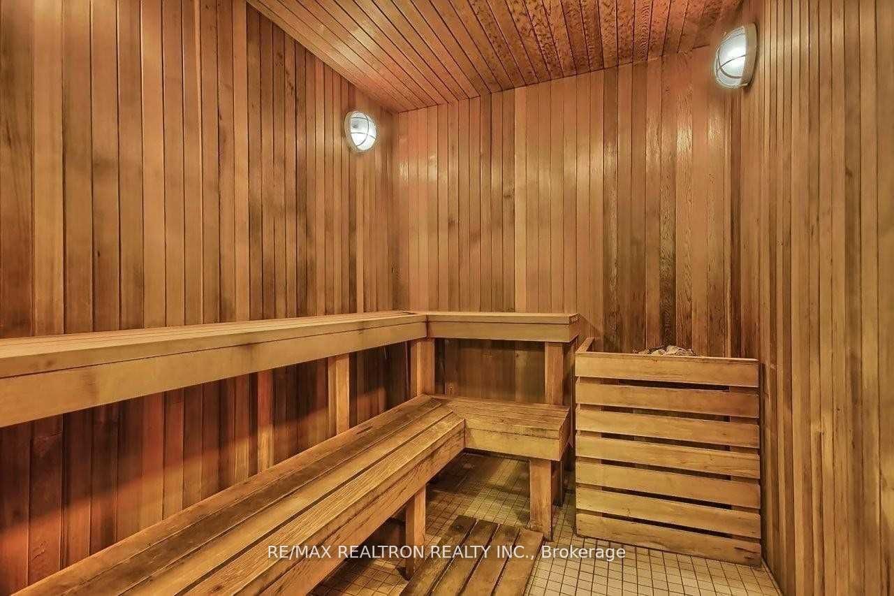 85 North Park Road 1411 Property Photo 21