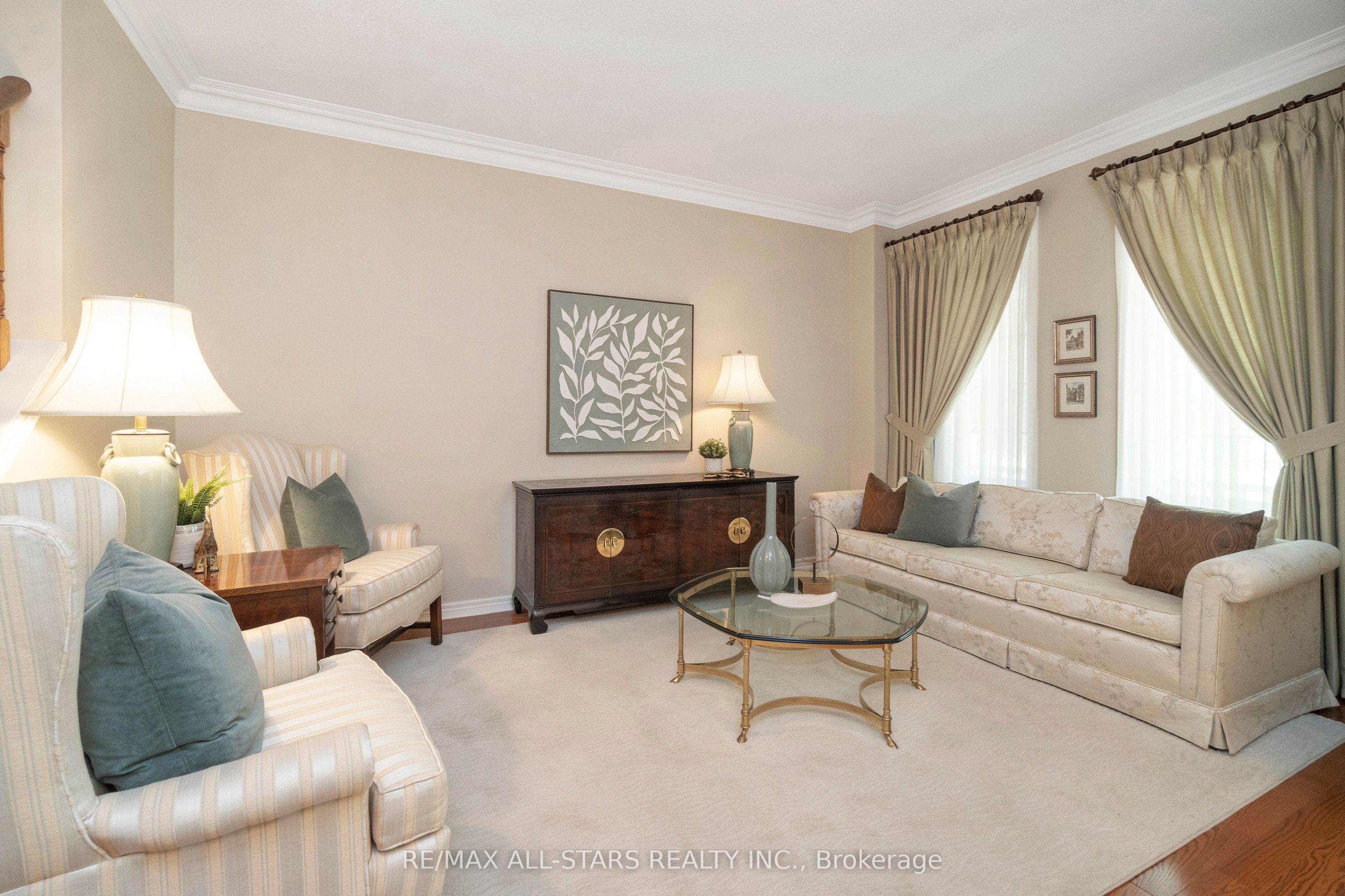 123 The Fairways N/a Property Photo 5