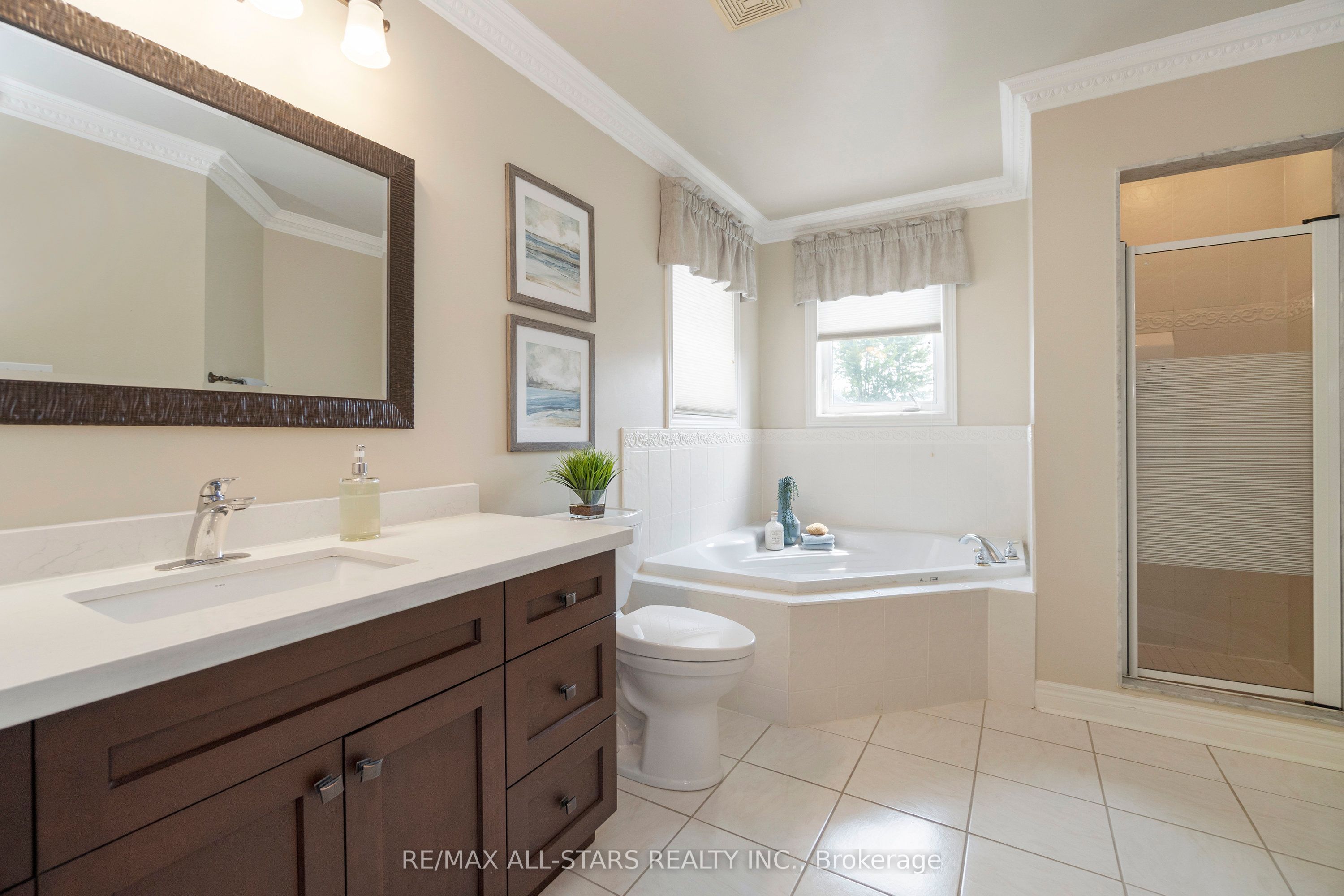 123 The Fairways N/a Property Photo 30