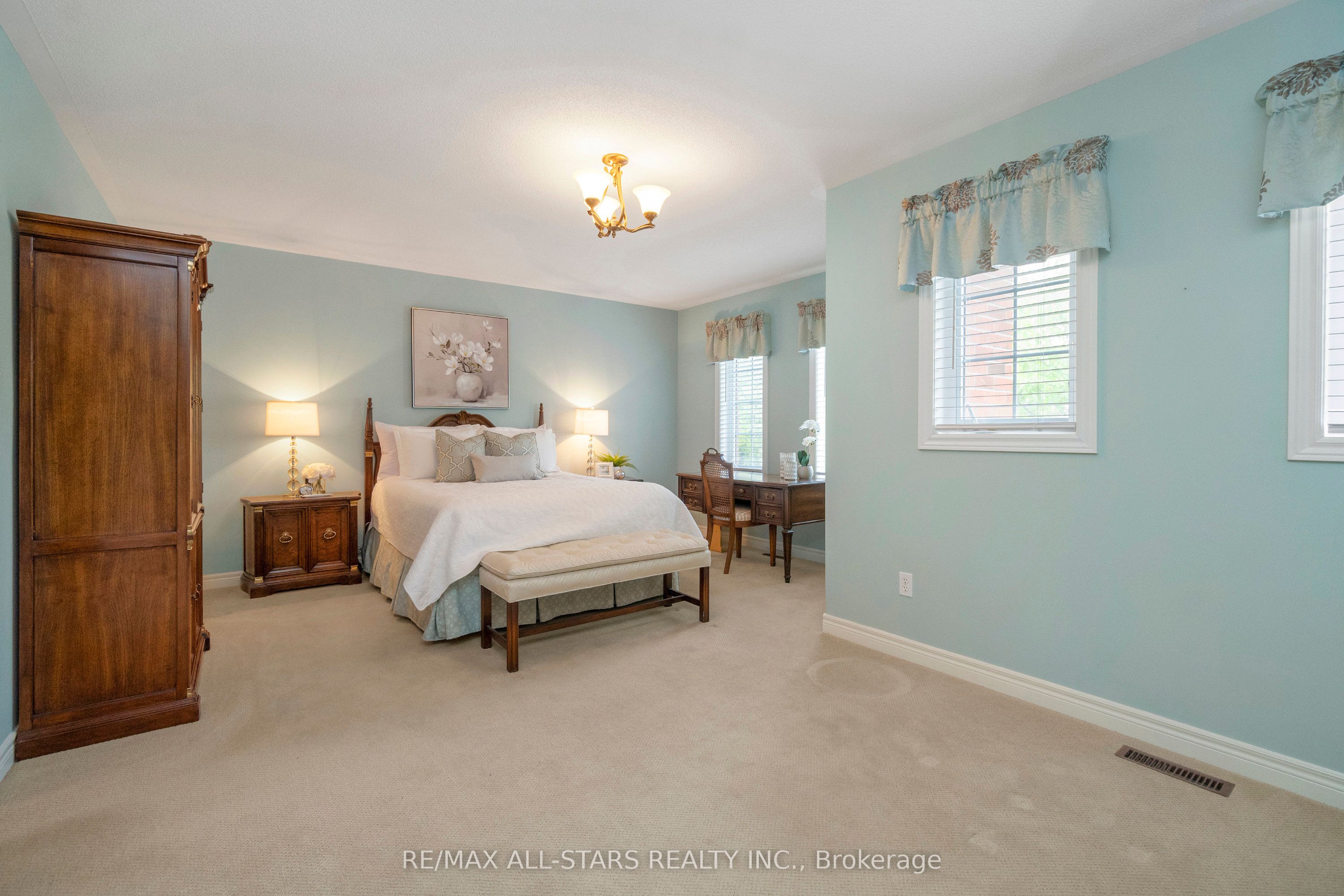 123 The Fairways N/a Property Photo 33
