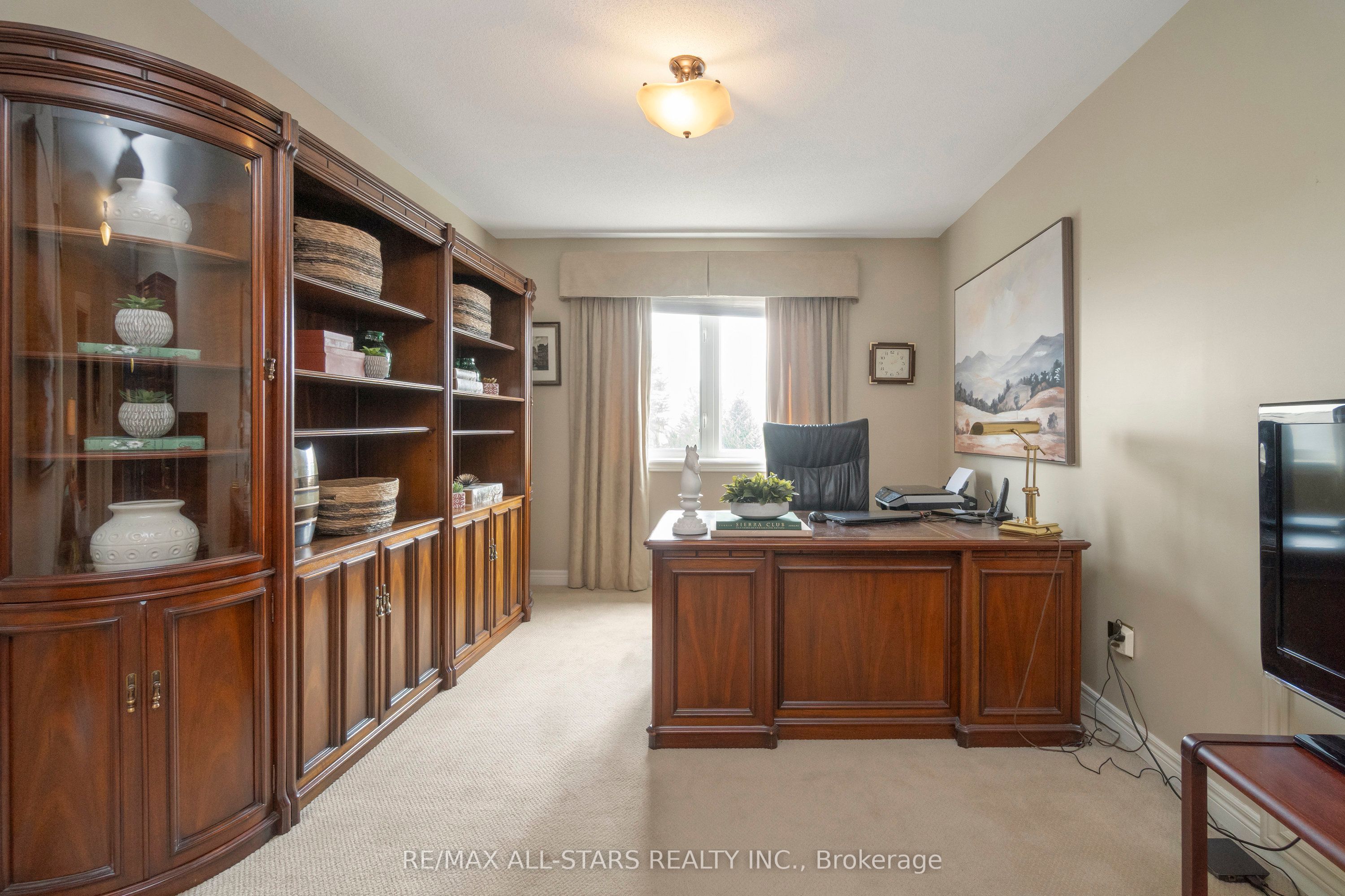 123 The Fairways N/a Property Photo 38