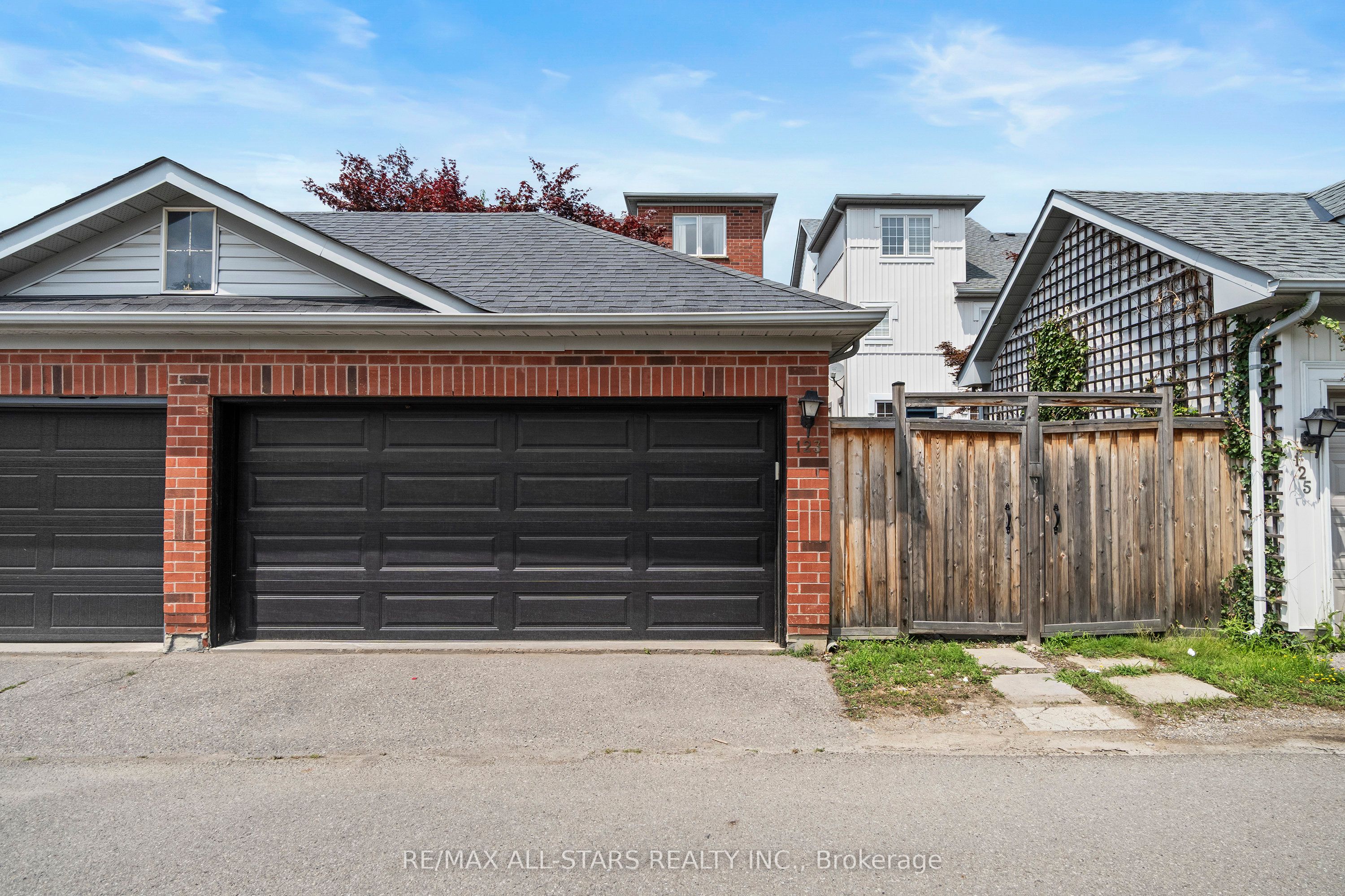 123 The Fairways N/a Property Photo 50