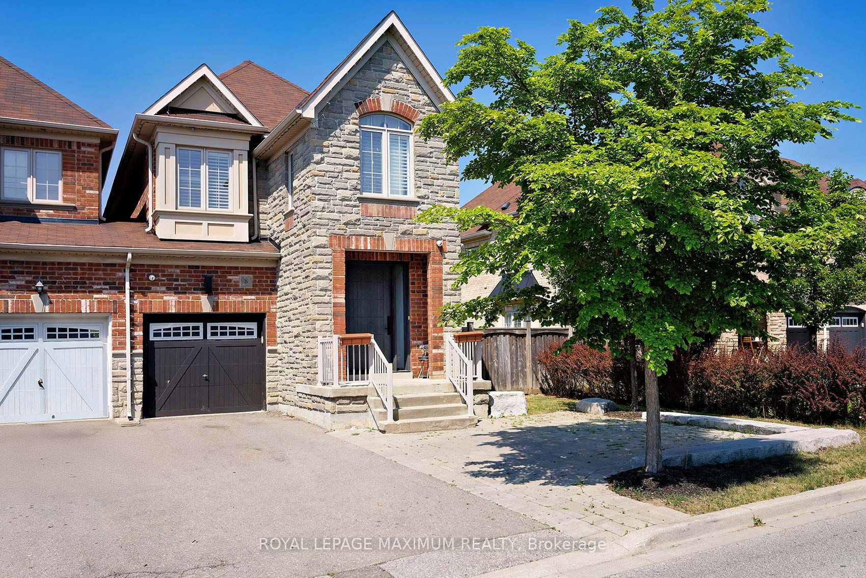 8 Sedgewick Place Property Photo 1